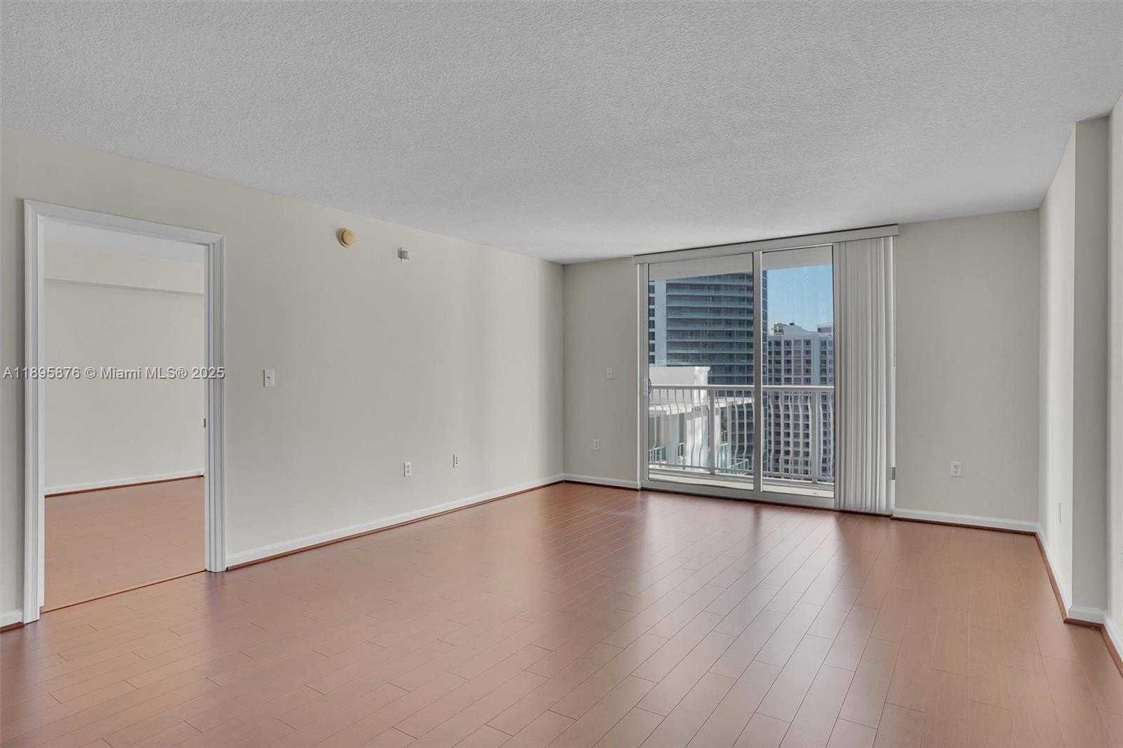Small Image of 1200 BRICKELL BAY DR #2821, Miami Number 20