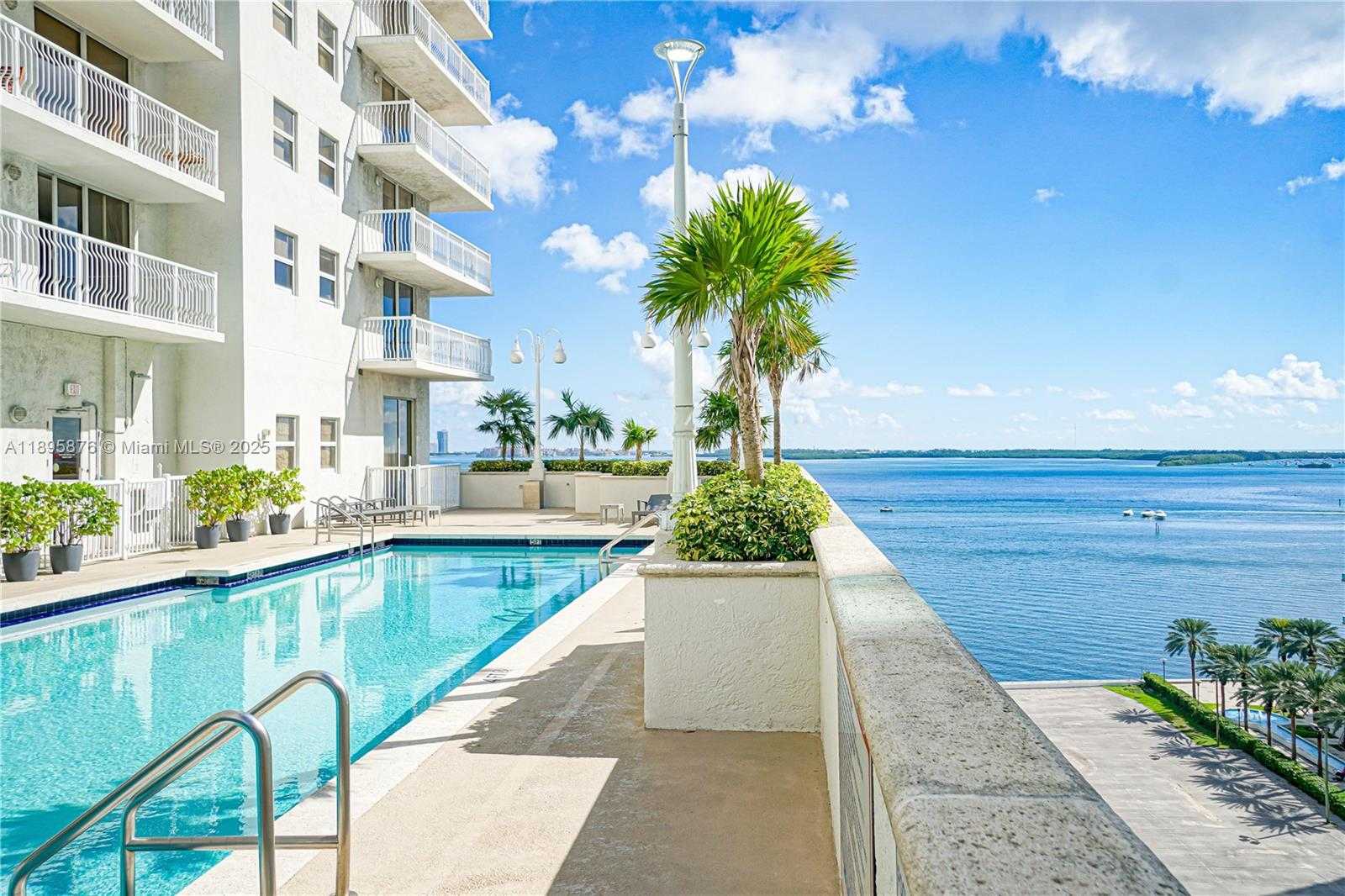 Small Image of 1200 BRICKELL BAY DR #2821, Miami Number 34