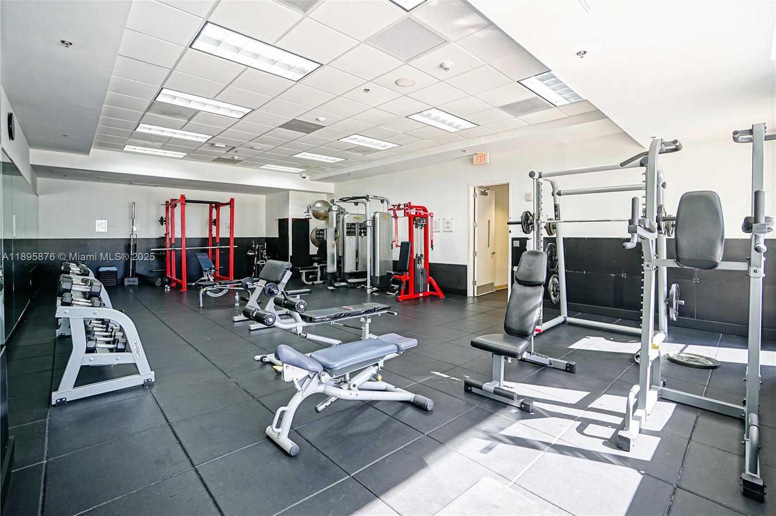 Small Image of 1200 BRICKELL BAY DR #2821, Miami Number 41