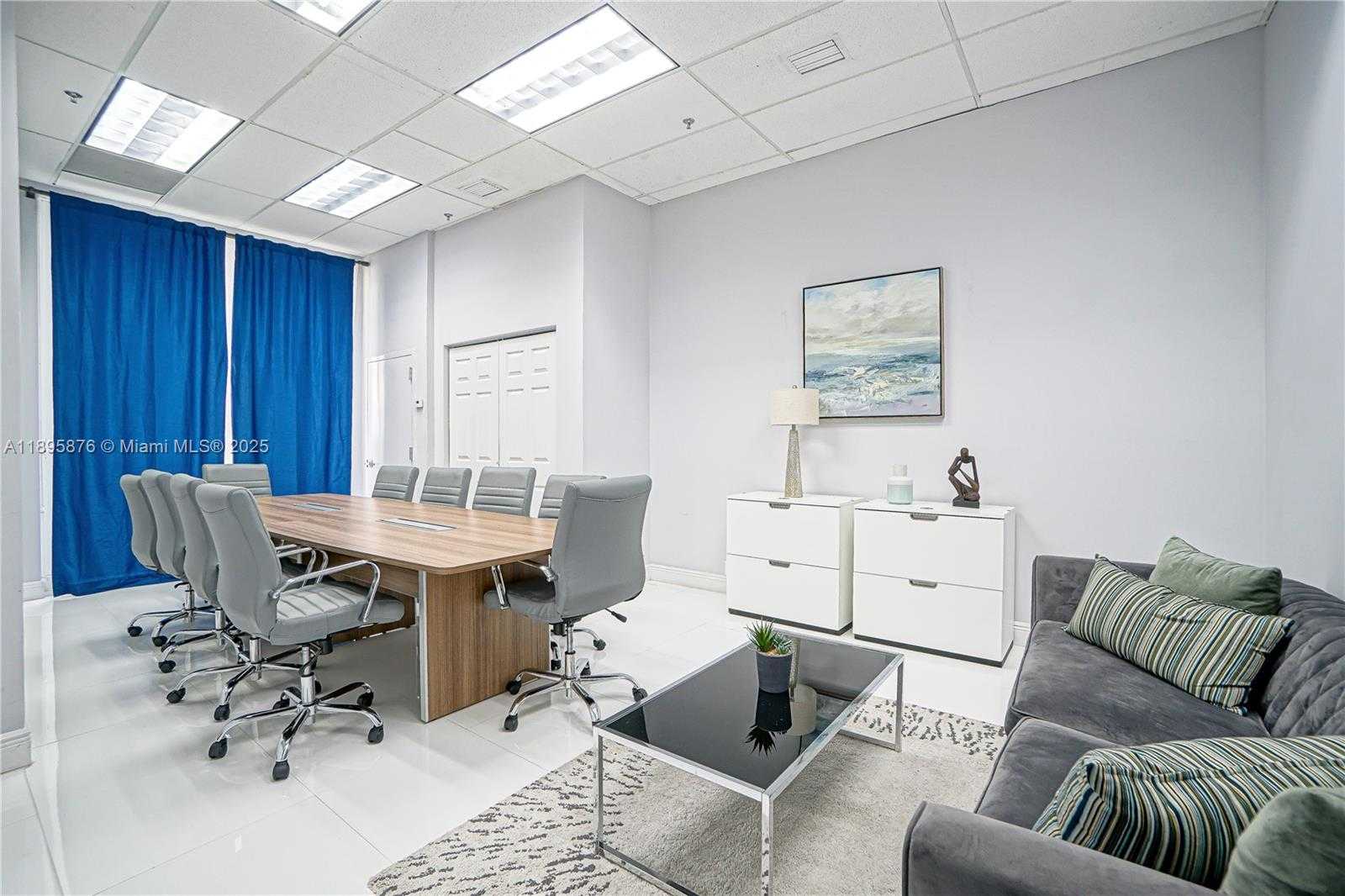 Small Image of 1200 BRICKELL BAY DR #2821, Miami Number 45