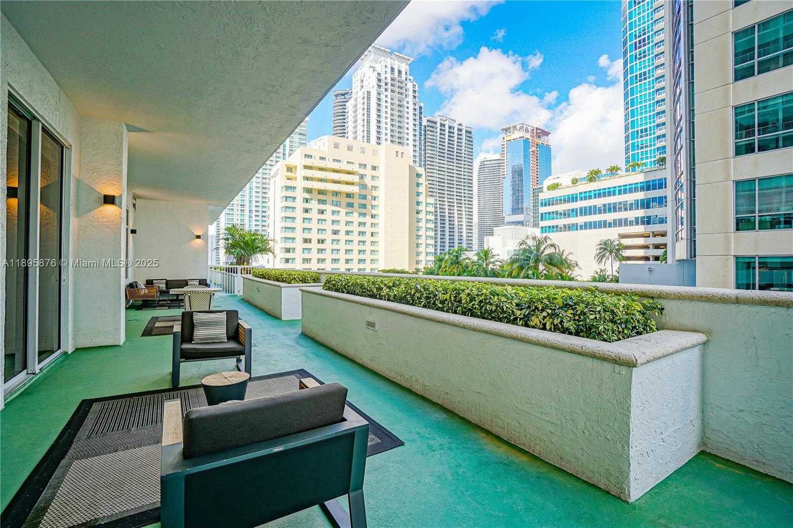 Small Image of 1200 BRICKELL BAY DR #2821, Miami Number 46