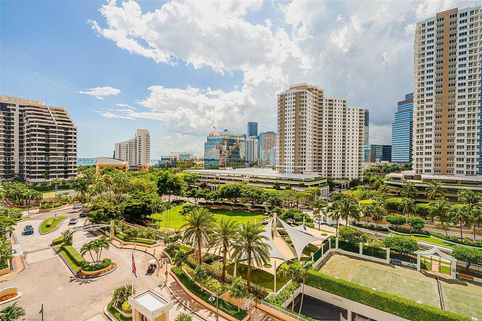 Small Image of 888 BRICKELL KEY DR #903, Miami Number 20