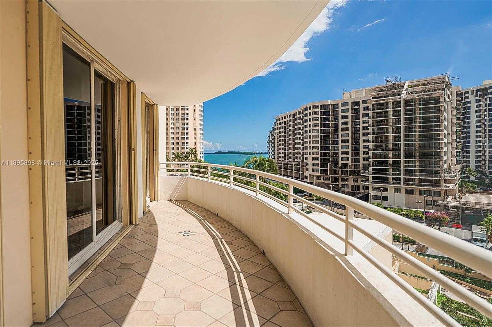 Small Image of 888 BRICKELL KEY DR #903, Miami Number 22