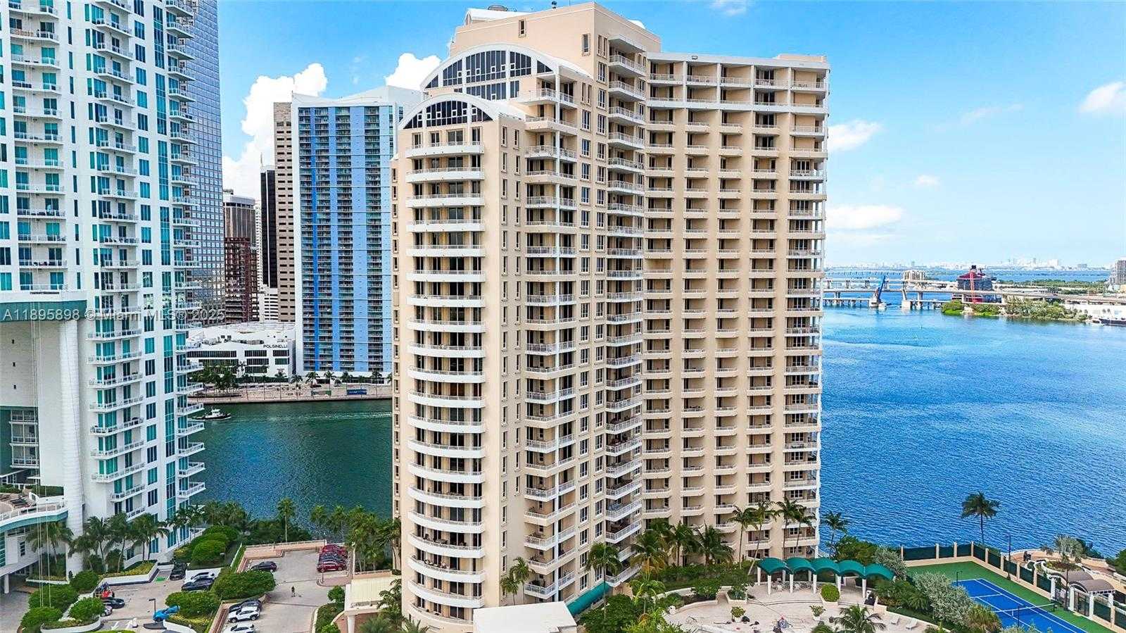 Small Image of 888 BRICKELL KEY DR #903, Miami Number 38