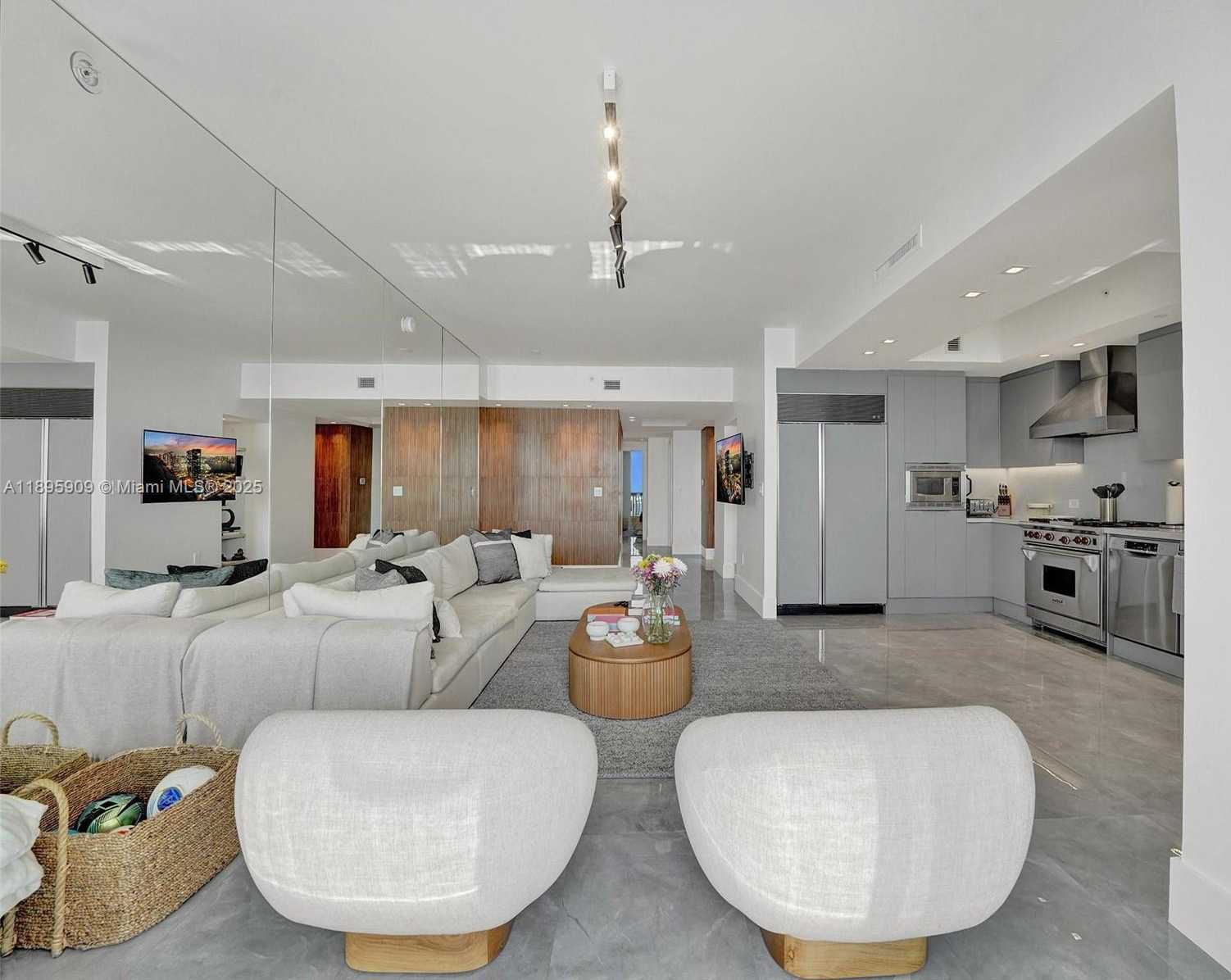 Small Image of 17875 COLLINS AVE #3902, Sunny Isles Beach Number 12