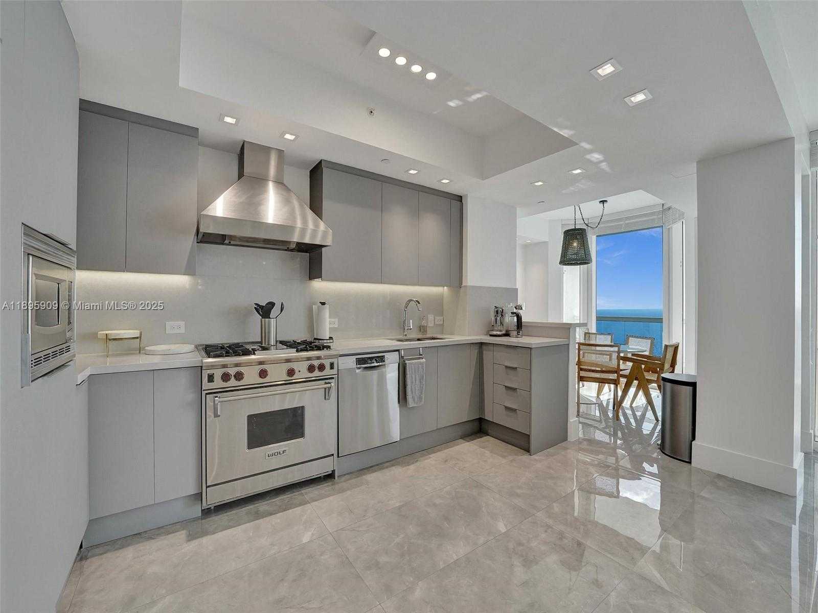Small Image of 17875 COLLINS AVE #3902, Sunny Isles Beach Number 19