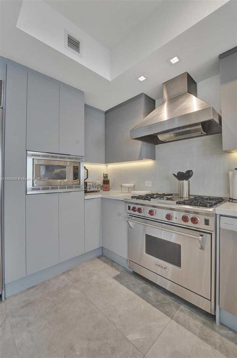 Small Image of 17875 COLLINS AVE #3902, Sunny Isles Beach Number 22