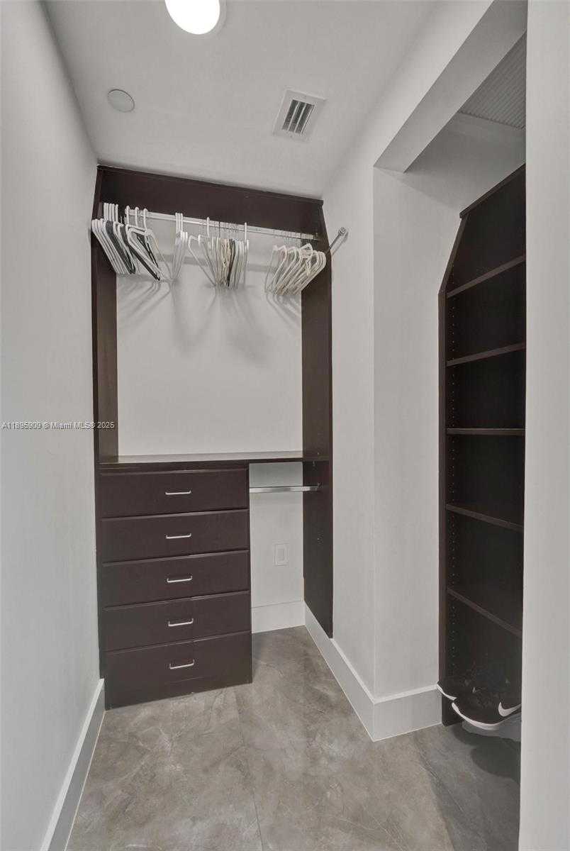 Small Image of 17875 COLLINS AVE #3902, Sunny Isles Beach Number 37