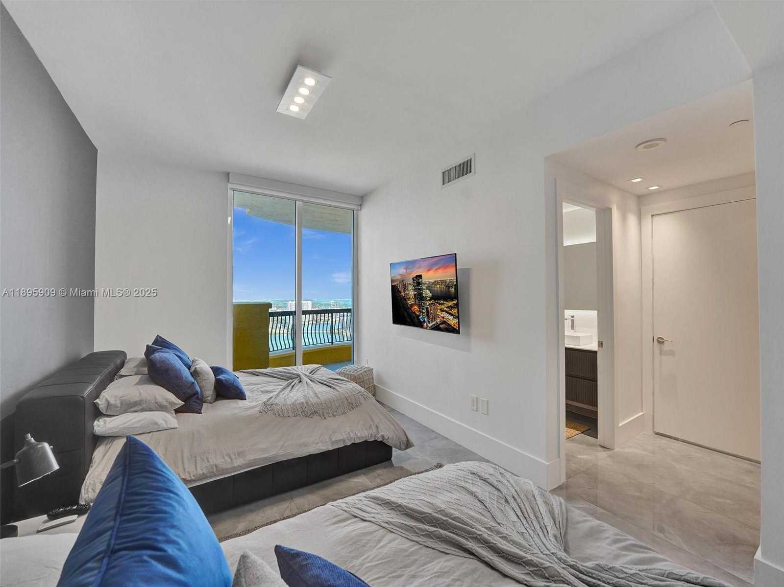Small Image of 17875 COLLINS AVE #3902, Sunny Isles Beach Number 40