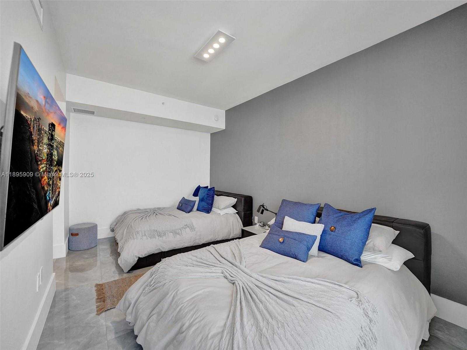 Small Image of 17875 COLLINS AVE #3902, Sunny Isles Beach Number 41
