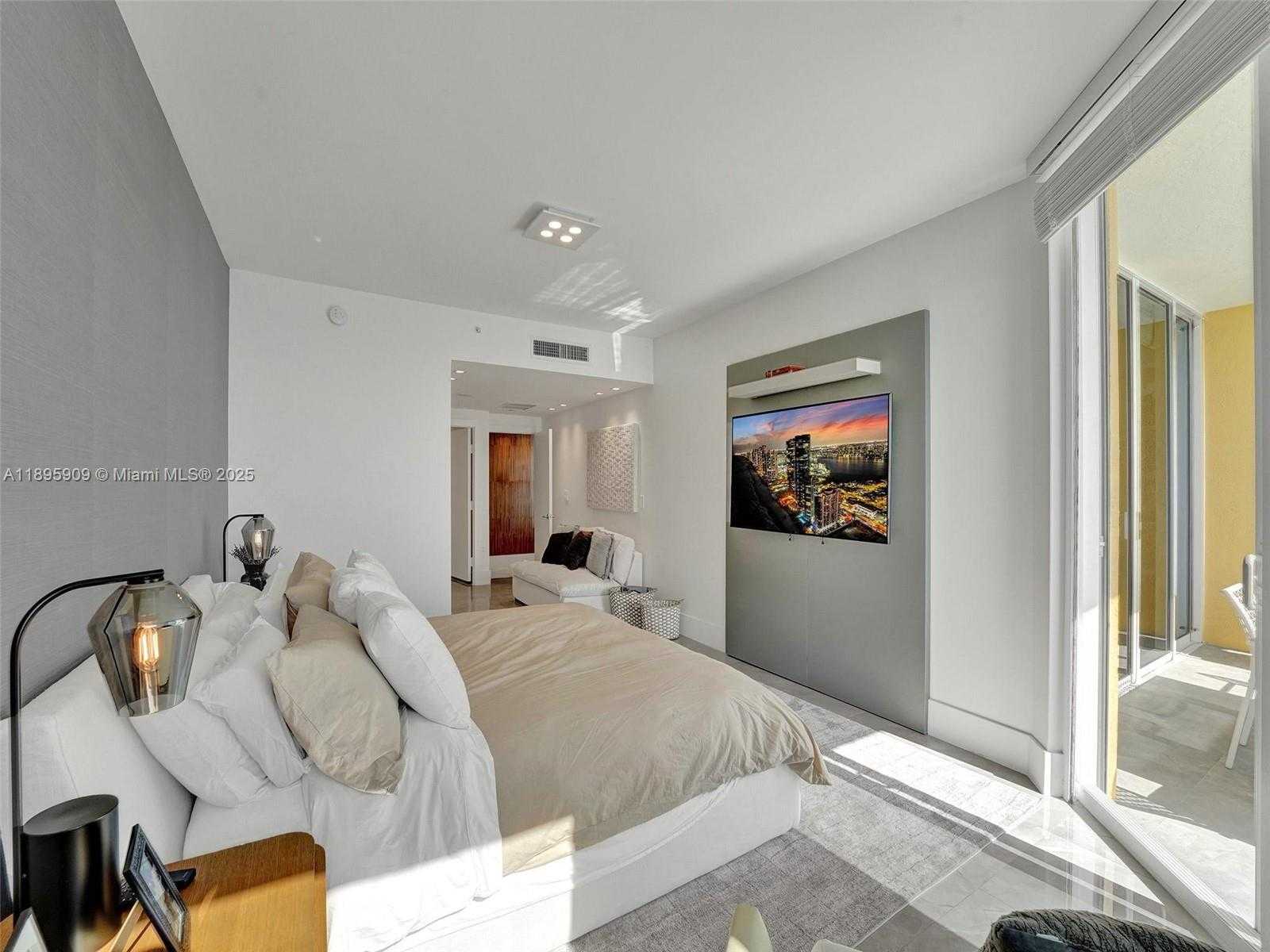 Small Image of 17875 COLLINS AVE #3902, Sunny Isles Beach Number 56