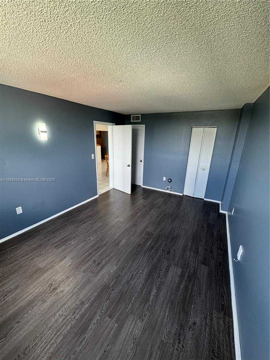 Small Image of 1251 NORTH EAST 108TH ST #602, Miami Number 10
