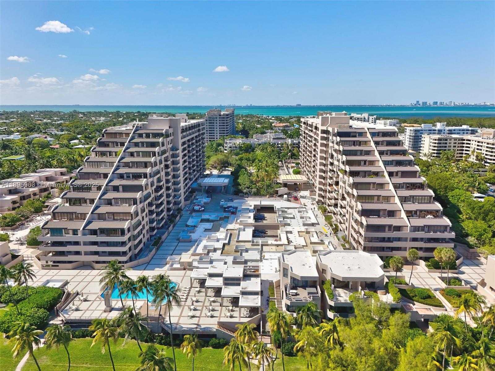 Small Image of 251 CRANDON BLVD #628, Key Biscayne Number 28