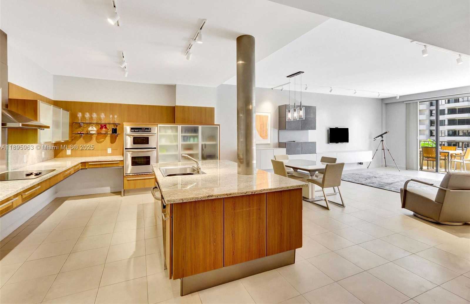 Small Image of 251 CRANDON BLVD #628, Key Biscayne Number 7