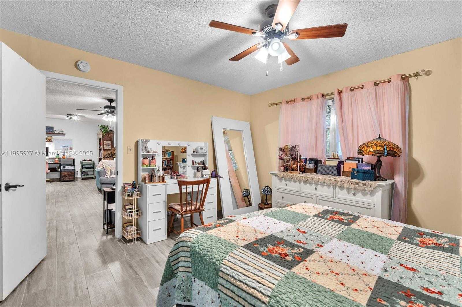 Small Image of 2324 VAN BUREN ST #204, Hollywood Number 18