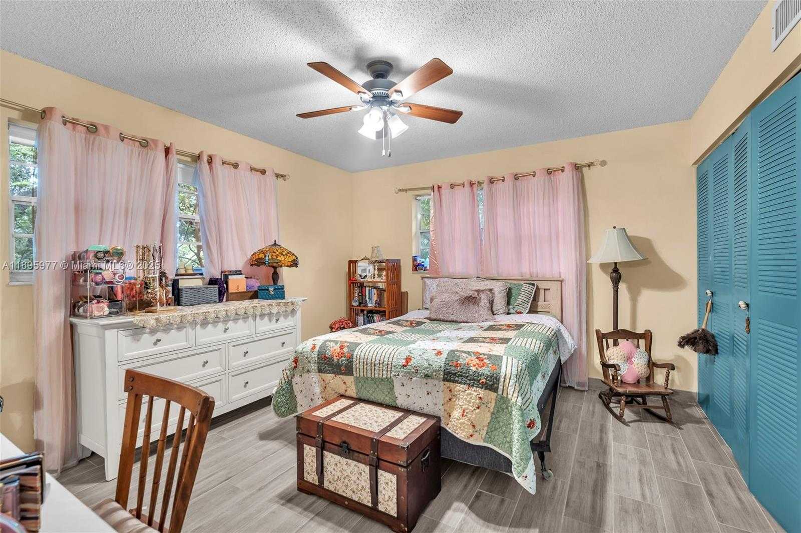 Small Image of 2324 VAN BUREN ST #204, Hollywood Number 19