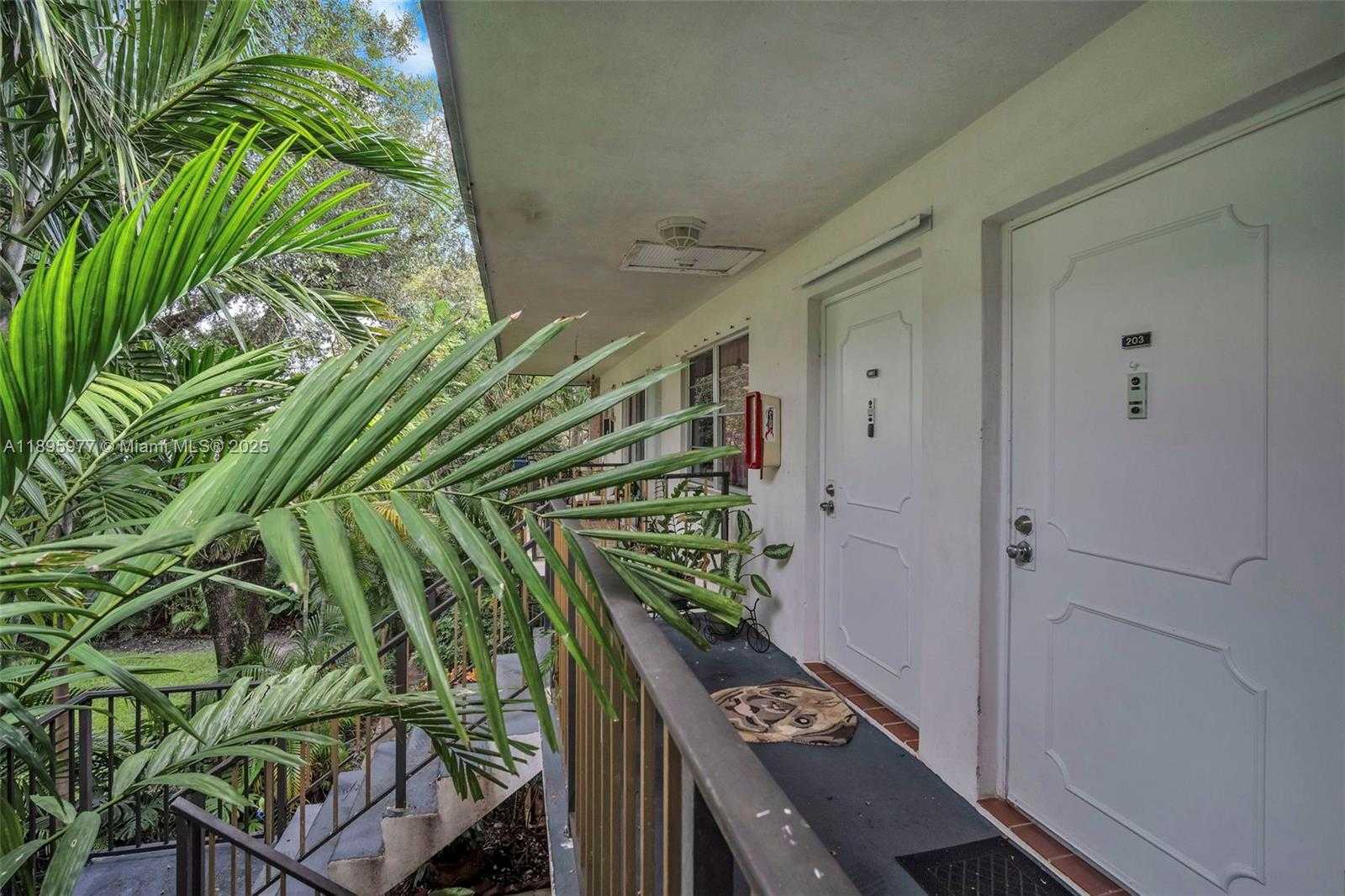 Small Image of 2324 VAN BUREN ST #204, Hollywood Number 21