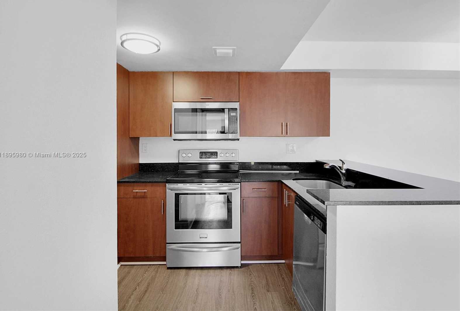 Small Image of 7090 NORTH WEST 179TH ST #109, Hialeah Number 12