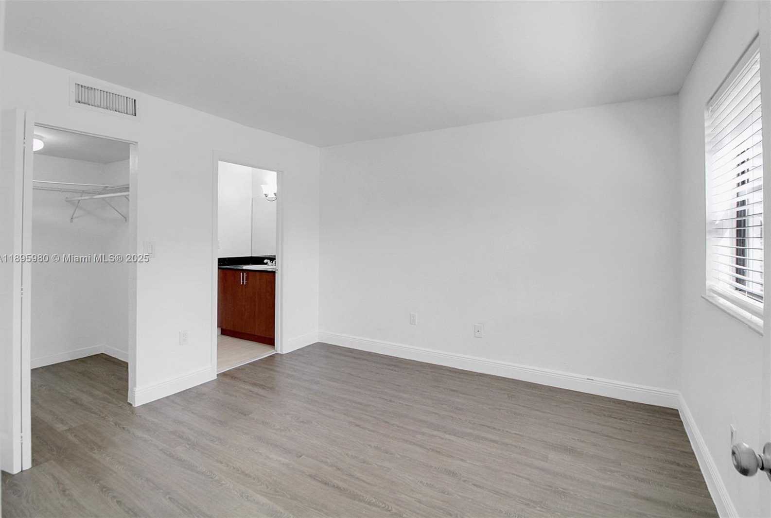 Small Image of 7090 NORTH WEST 179TH ST #109, Hialeah Number 17