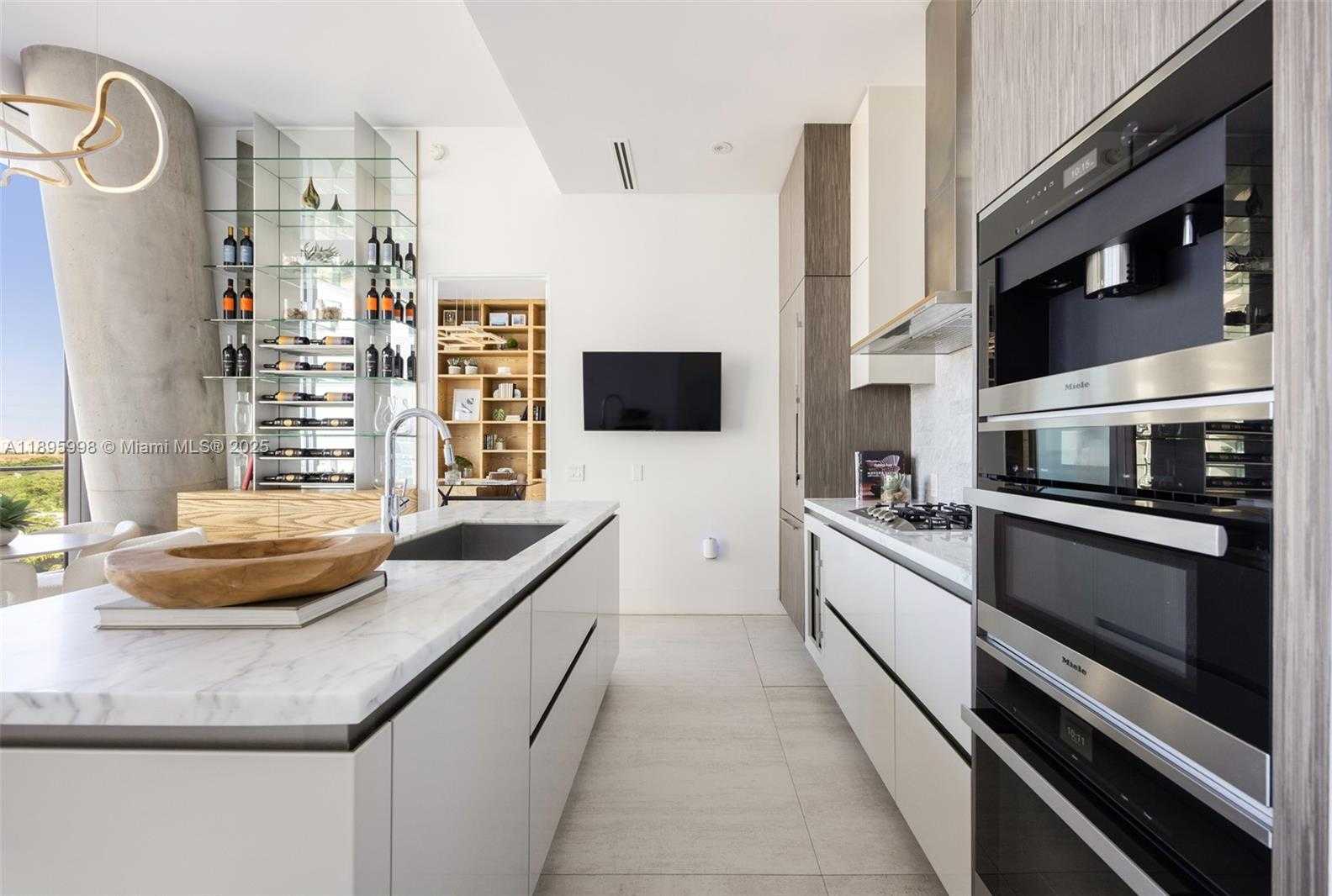Small Image of 2669 SOUTH BAYSHORE DR #804N, Coconut Grove Number 3