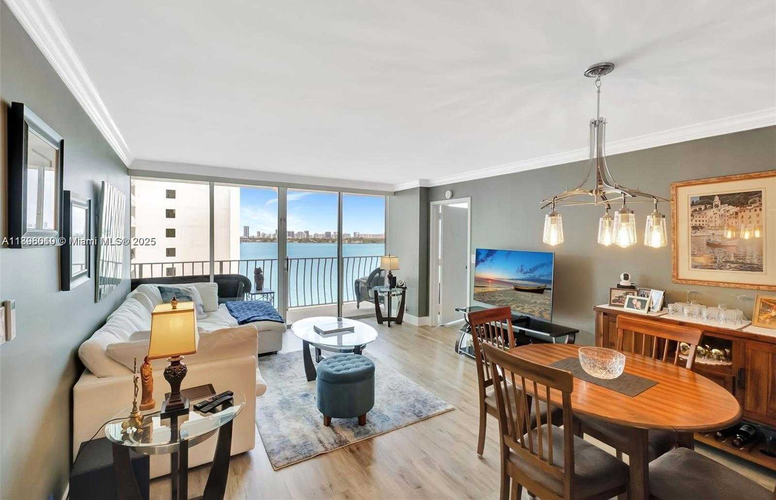 Small Image of 7601 EAST TREASURE DR #1410, North Bay Village Number 12