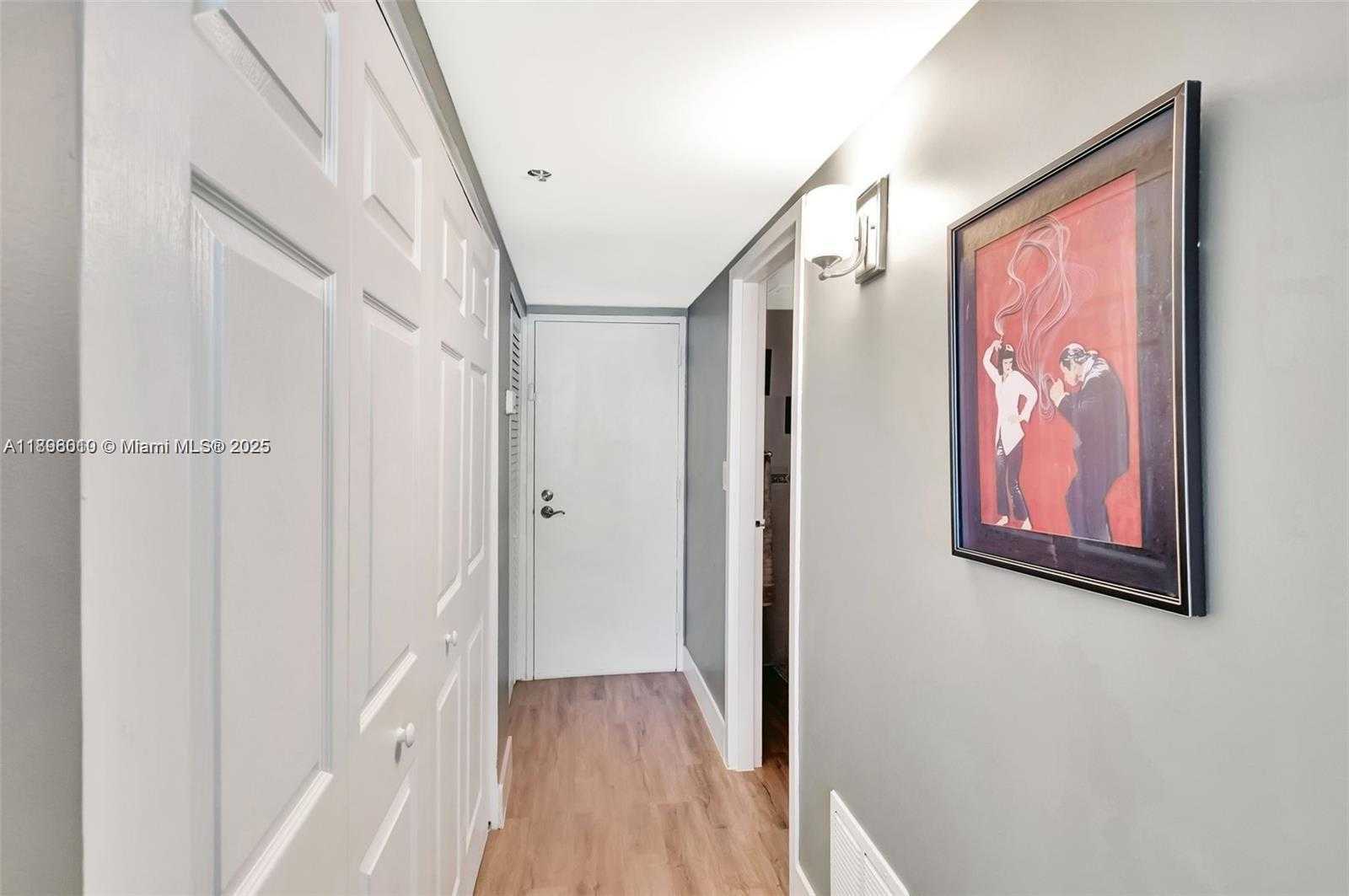 Small Image of 7601 EAST TREASURE DR #1410, North Bay Village Number 22