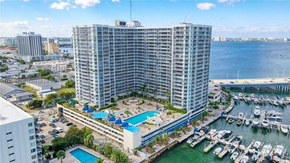 Small Image of 7601 EAST TREASURE DR #1410, North Bay Village Number 37