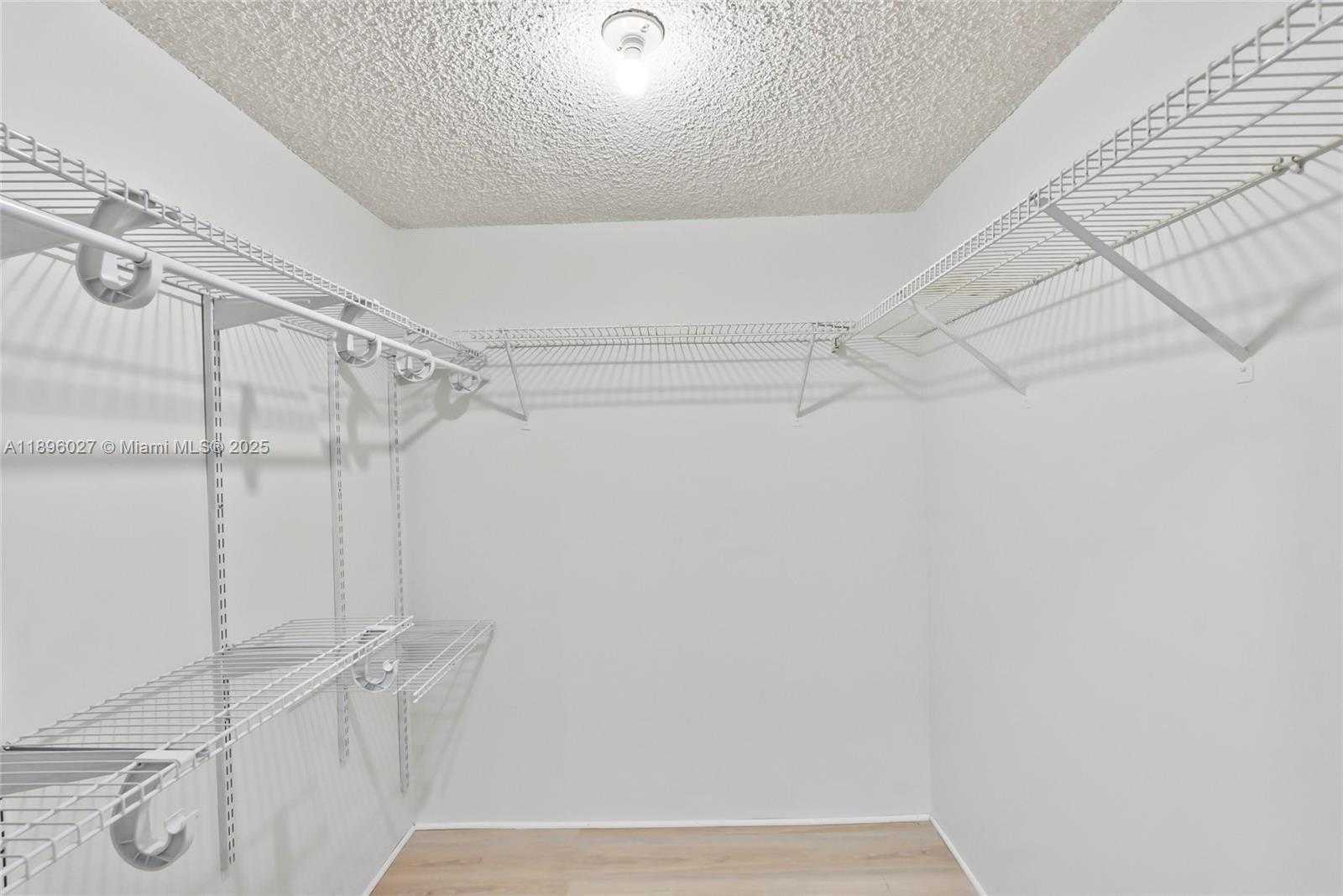 Small Image of 301 RACQUET CLUB RD #103, Weston Number 7