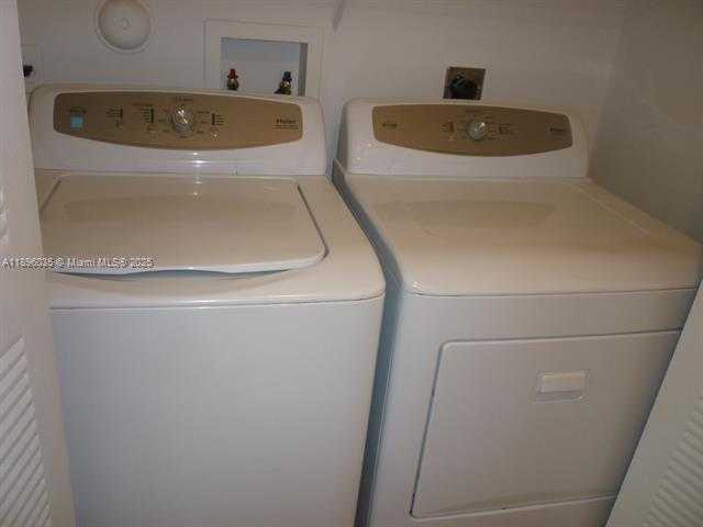 Small Image of 4155 NORTH HAVERHILL RD #1402, West Palm Beach Number 8