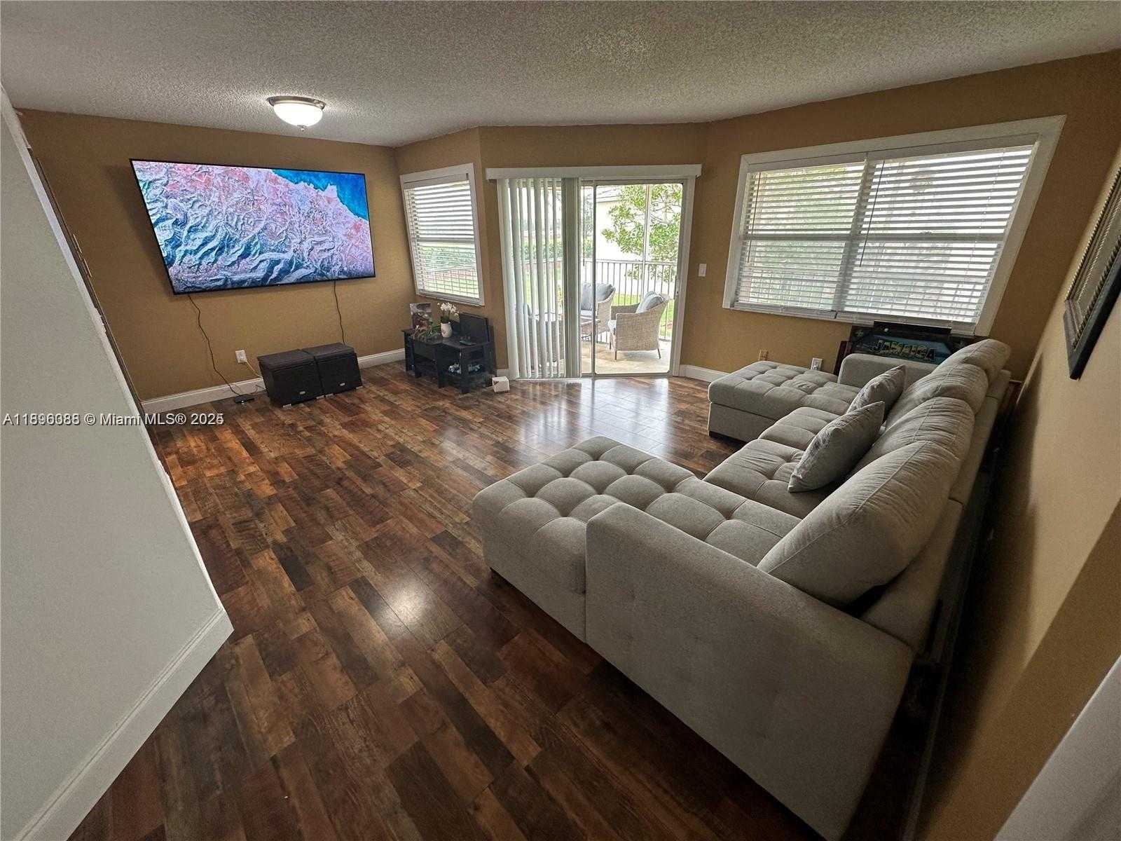 Small Image of 2278 SOUTH EAST 27TH DR #201-G, Homestead Number 6