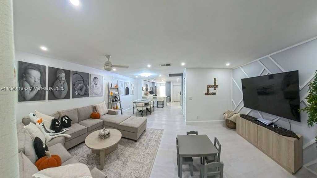 Small Image of 9441 NORTH WEST 15TH ST #232, Pembroke Pines Number 9