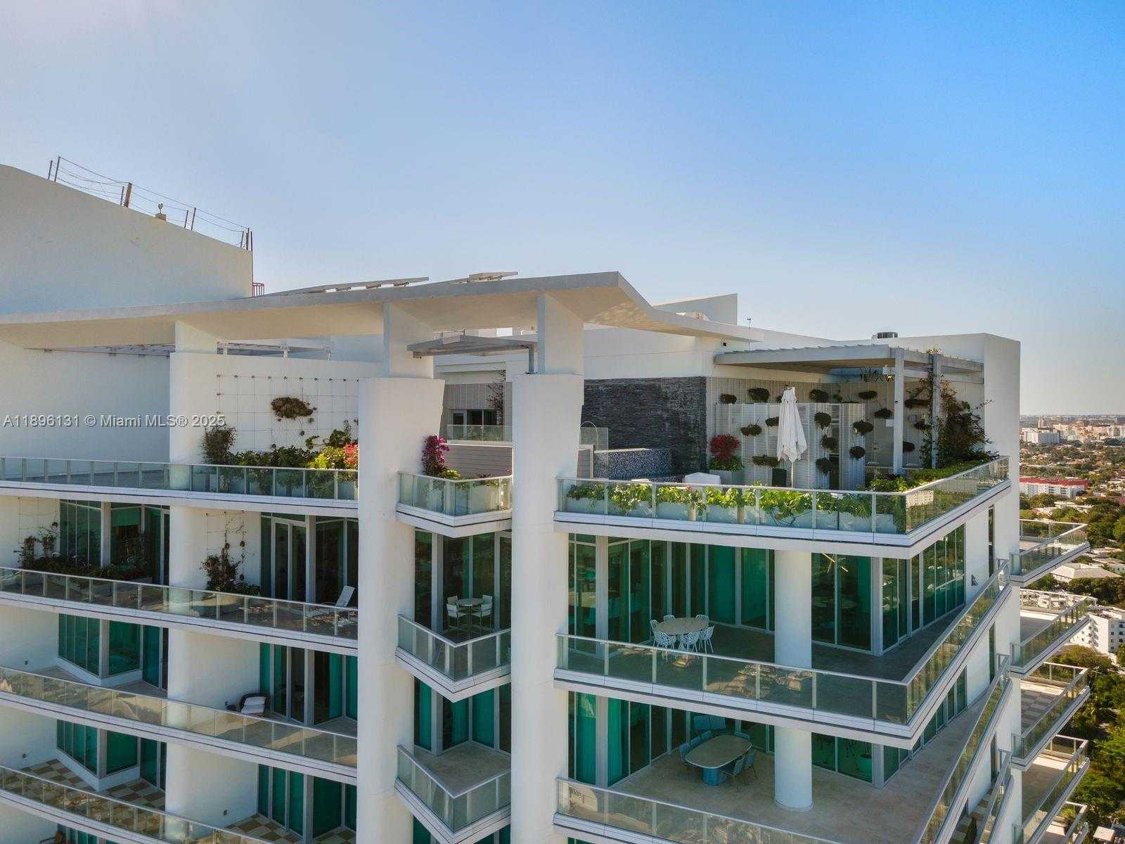 Small Image of 2627 SOUTH BAYSHORE DR #3201, Miami Number 26