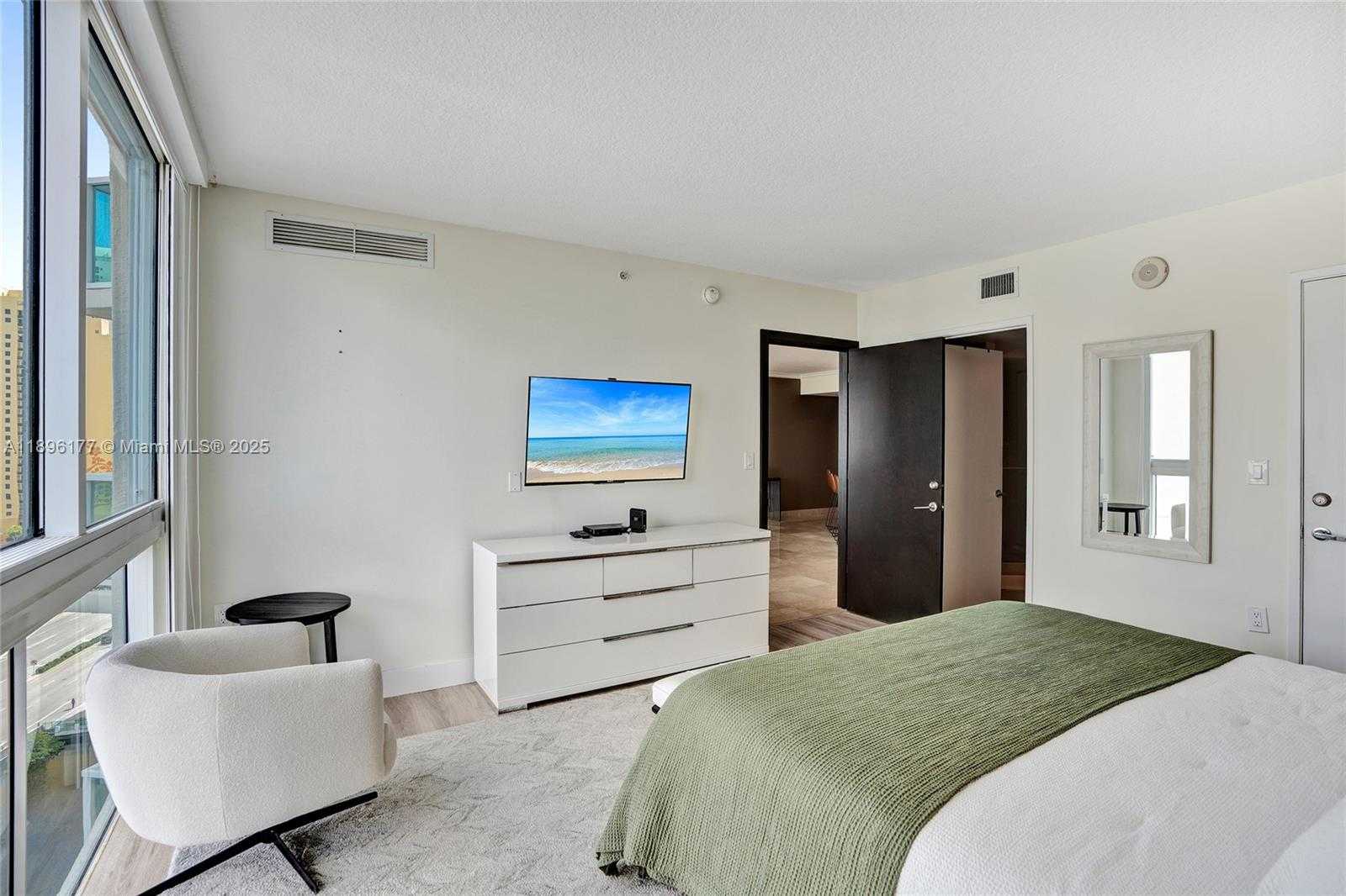 Small Image of 150 SUNNY ISLES BLVD #1-1601, Sunny Isles Beach Number 11