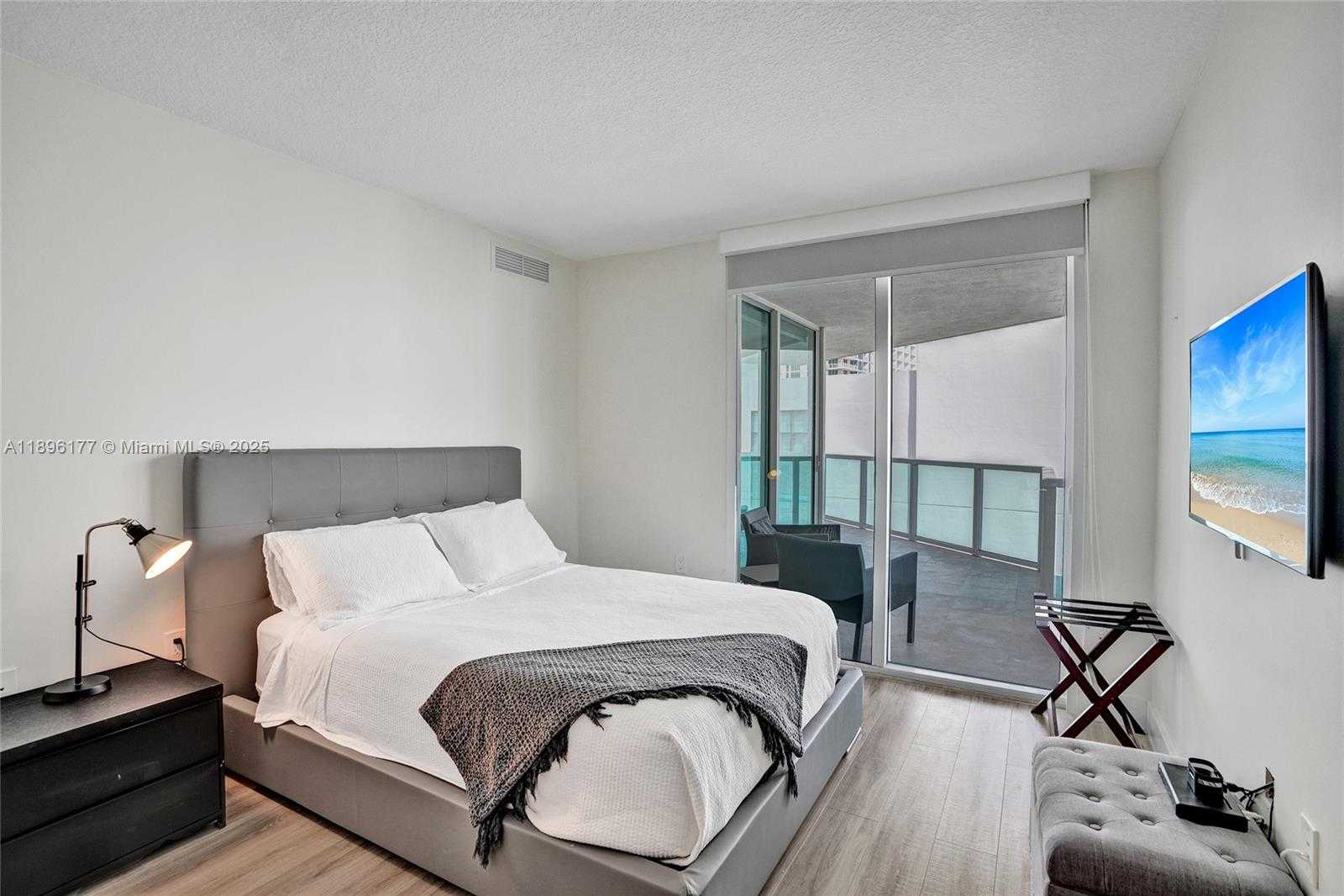 Small Image of 150 SUNNY ISLES BLVD #1-1601, Sunny Isles Beach Number 15