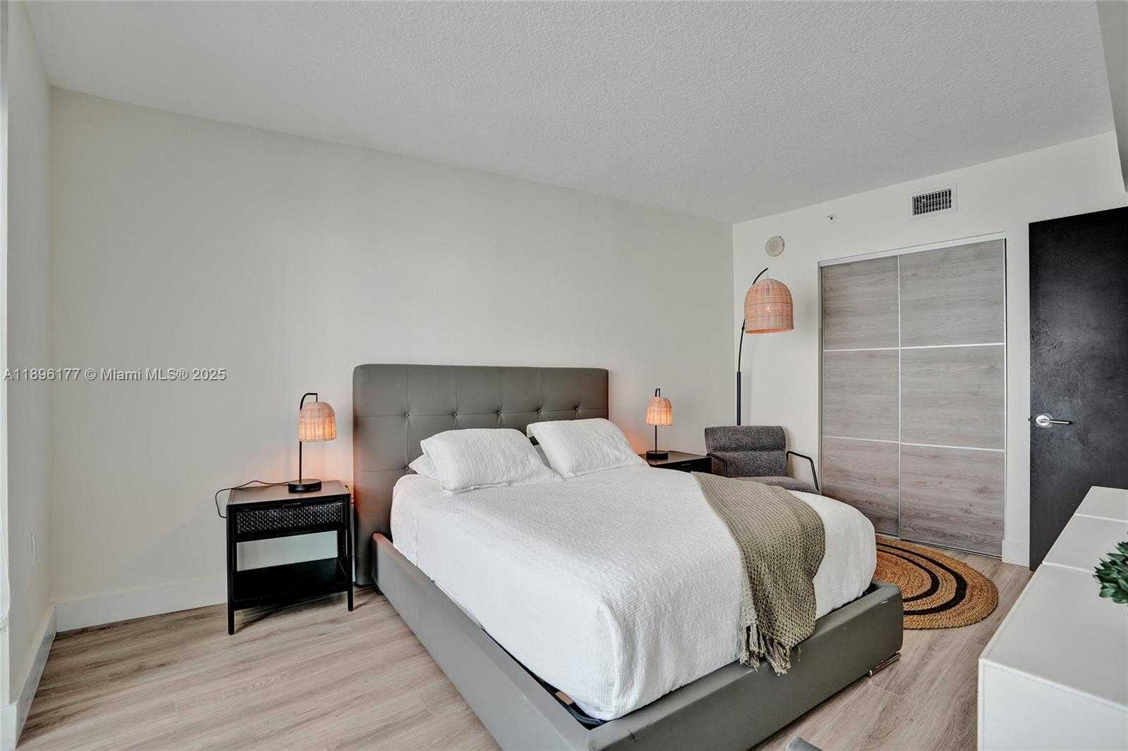 Small Image of 150 SUNNY ISLES BLVD #1-1601, Sunny Isles Beach Number 16