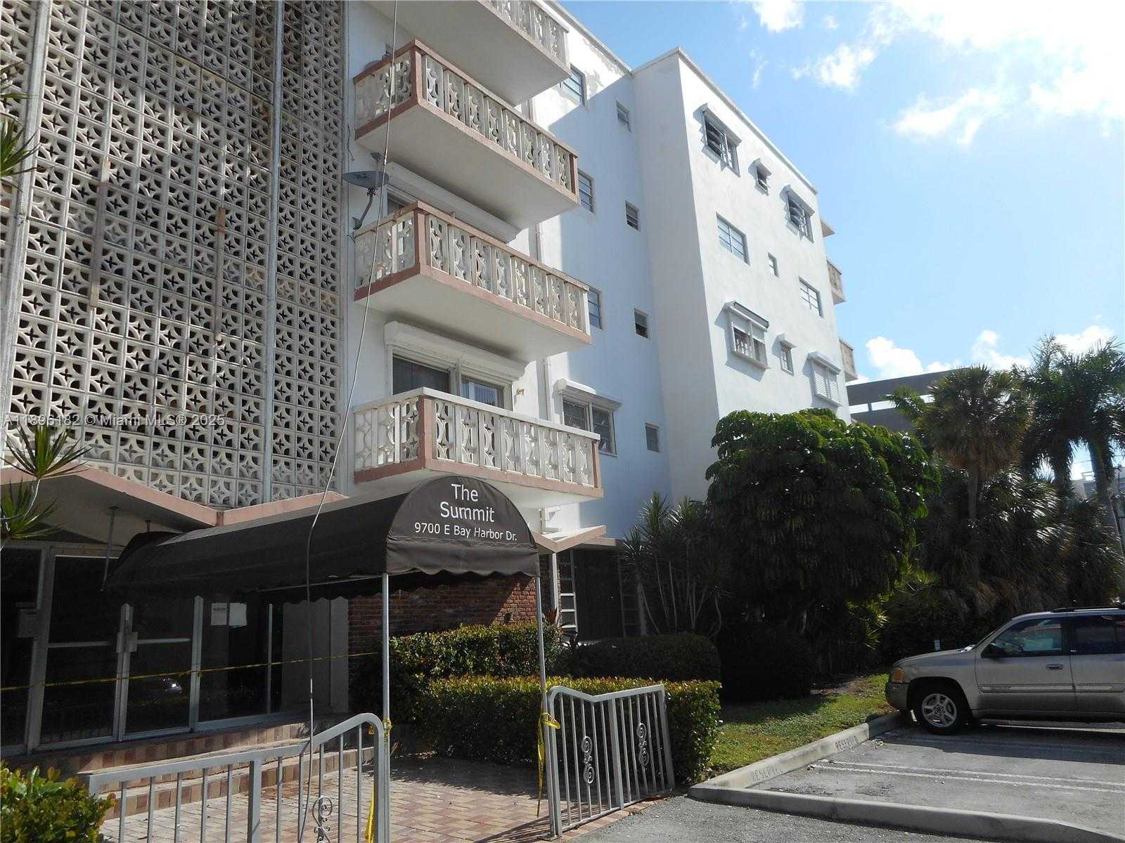 Small Image of 9700 EAST BAY HARBOR DR #505, Bay Harbor Islands Number 4