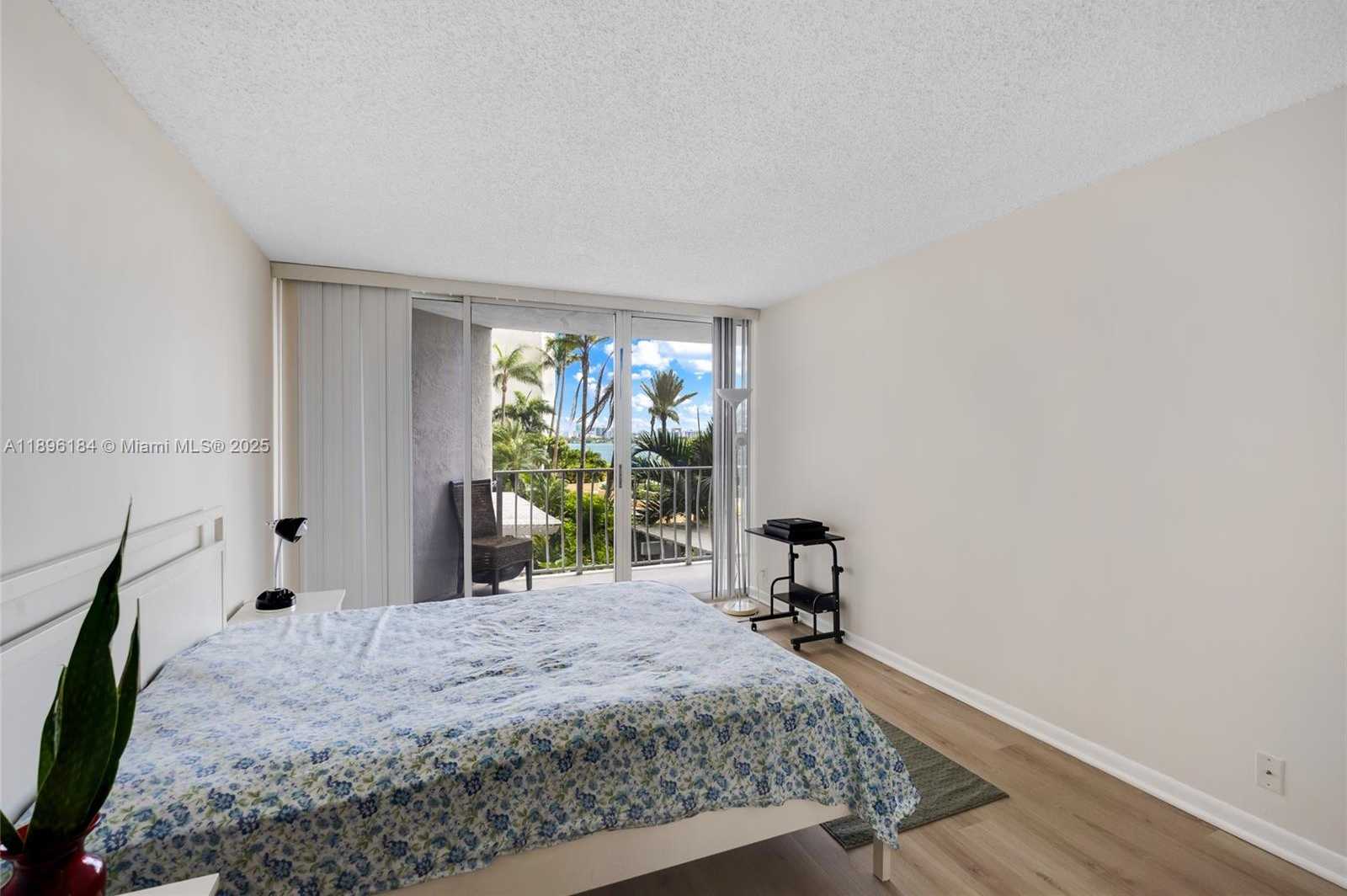 Small Image of 7601 EAST TREASURE DR #510, North Bay Village Number 19