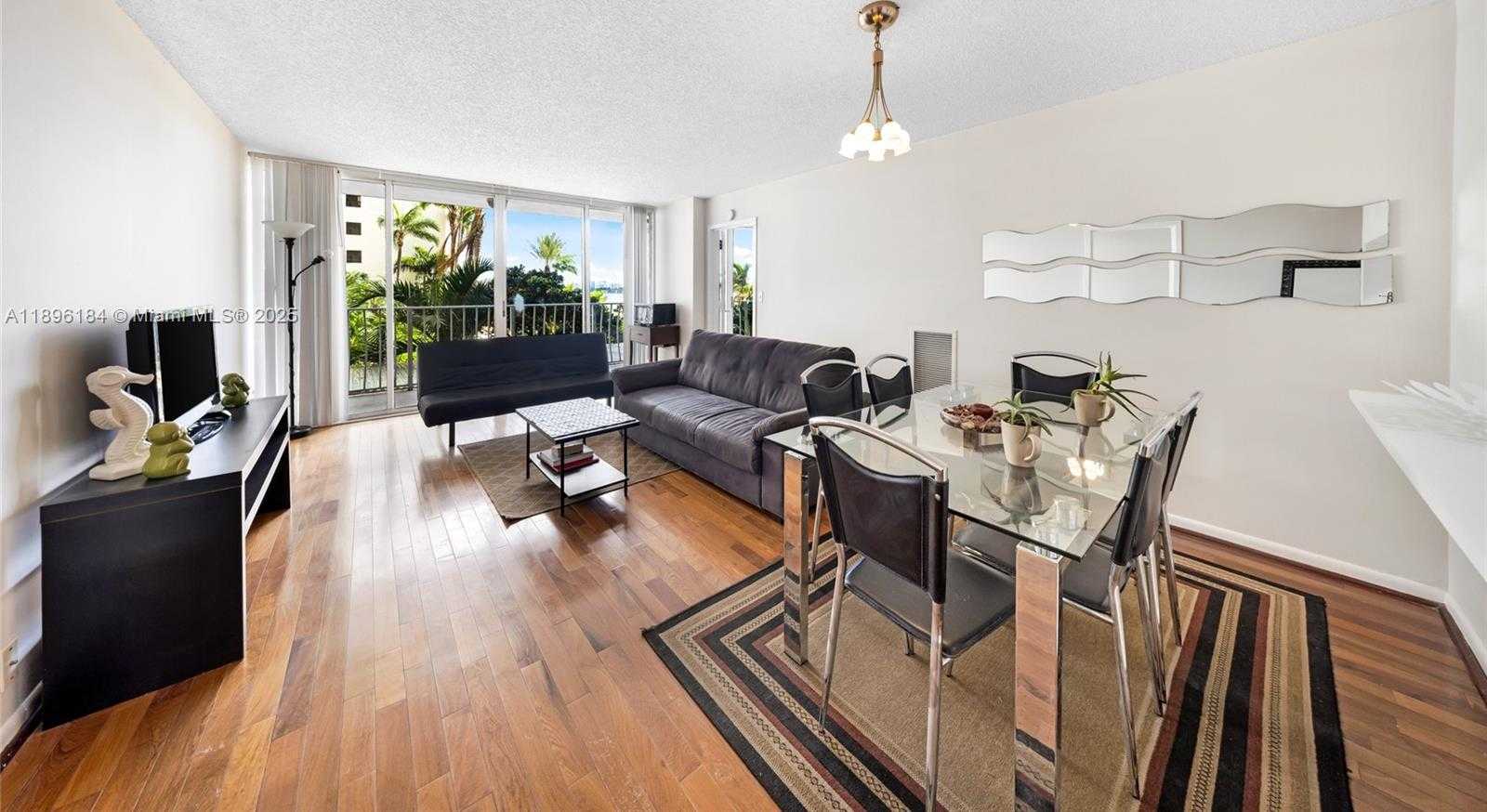 Small Image of 7601 EAST TREASURE DR #510, North Bay Village Number 9