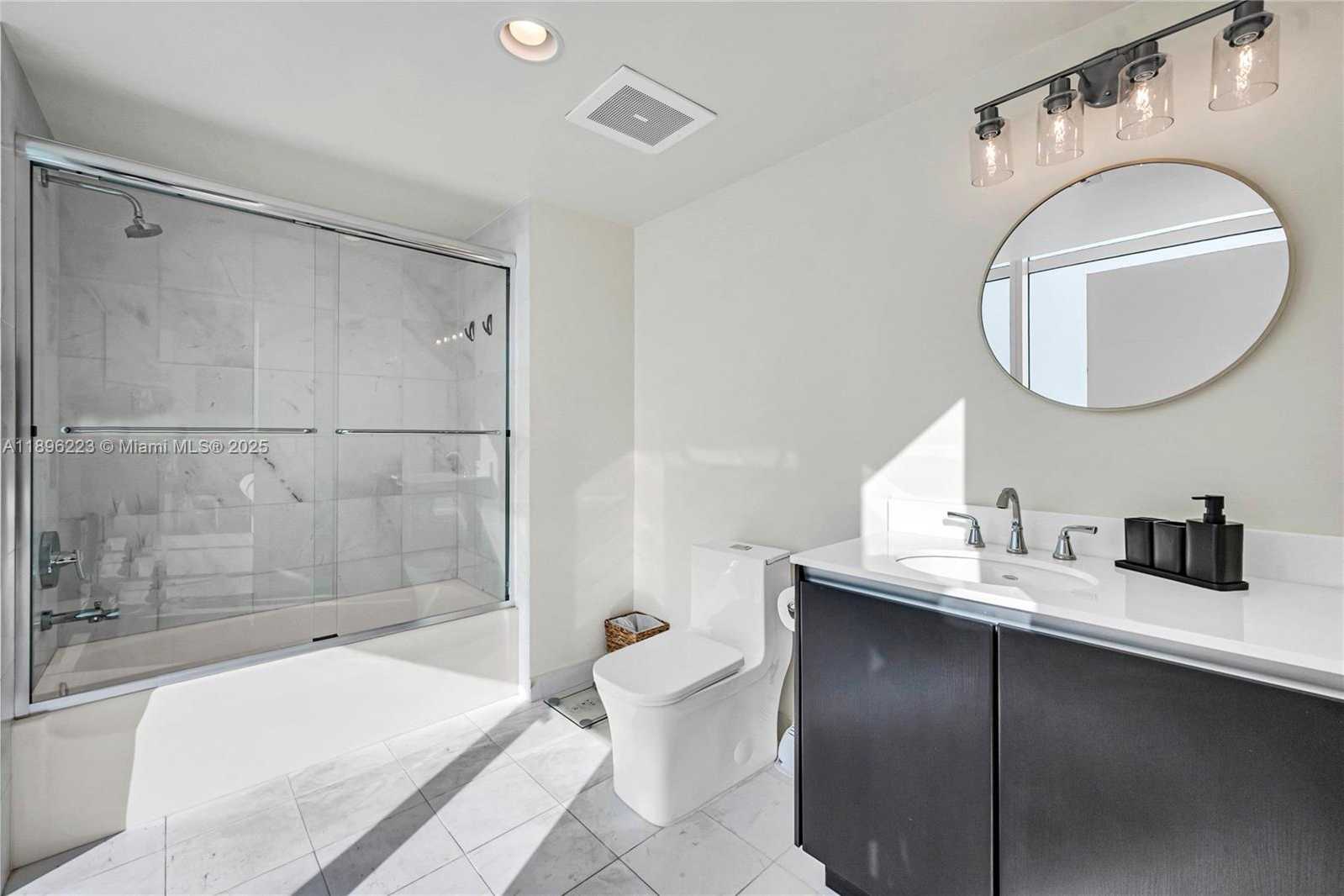 Small Image of 665 NORTH EAST 25TH ST #2301, Miami Number 14