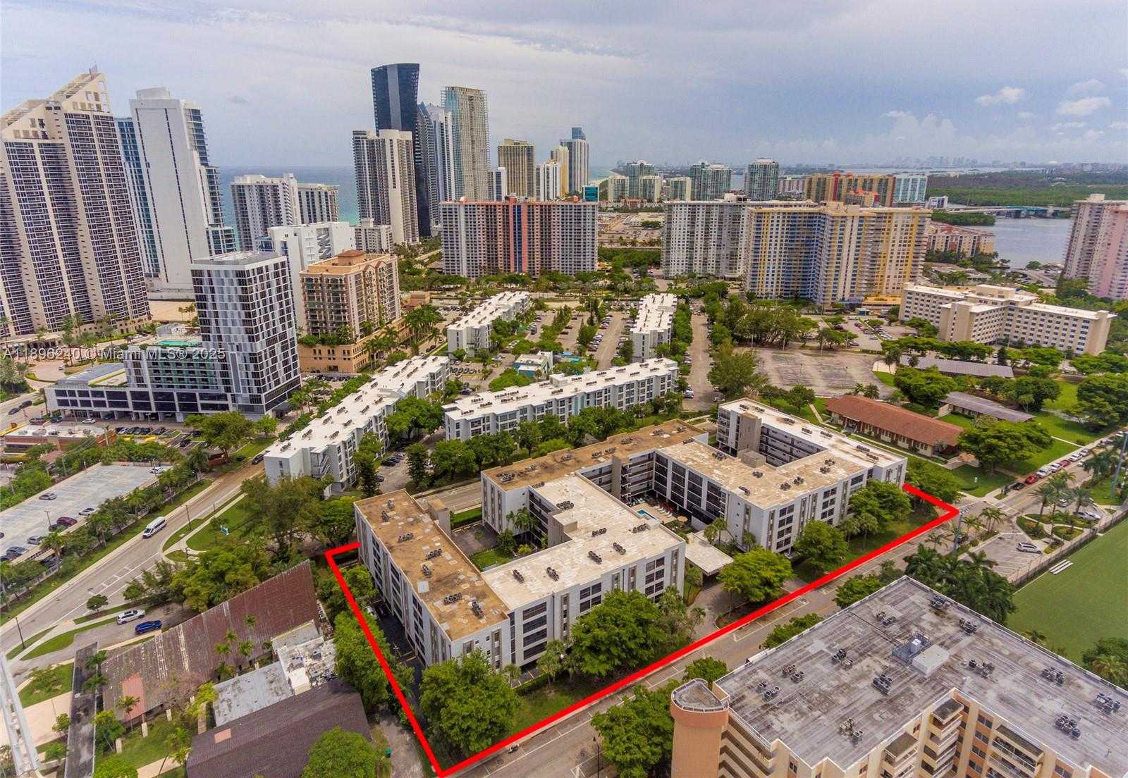 Small Image of 201 178TH DR #426, Sunny Isles Beach Number 28