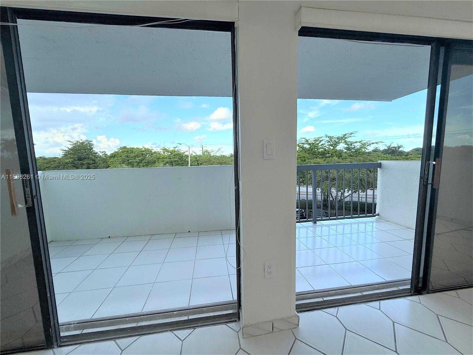 Small Image of 5900 SOUTH WEST 127TH AVE #3406, Miami Number 20