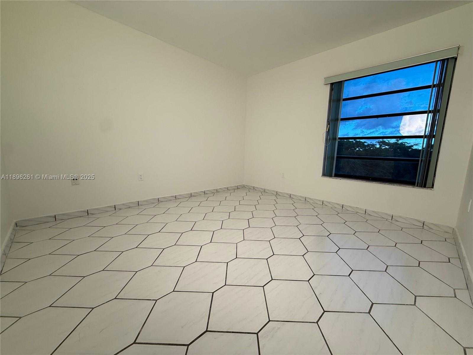 Small Image of 5900 SOUTH WEST 127TH AVE #3406, Miami Number 26
