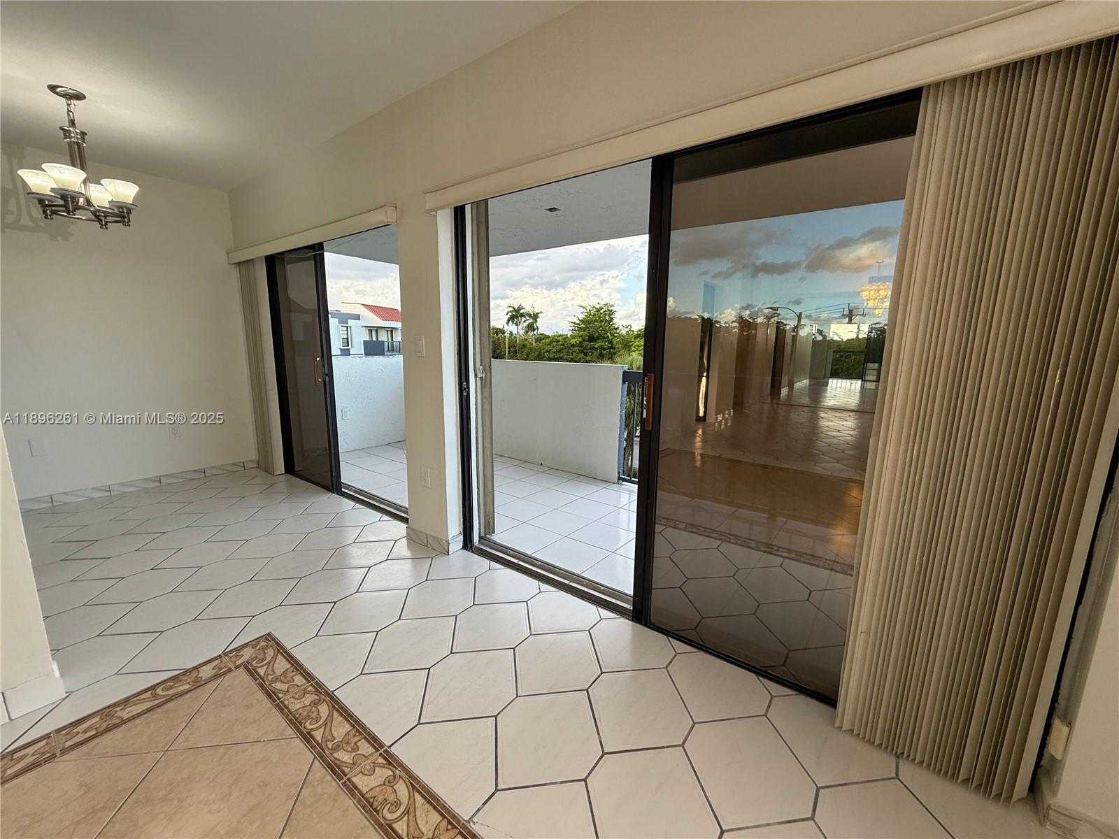 Small Image of 5900 SOUTH WEST 127TH AVE #3406, Miami Number 4