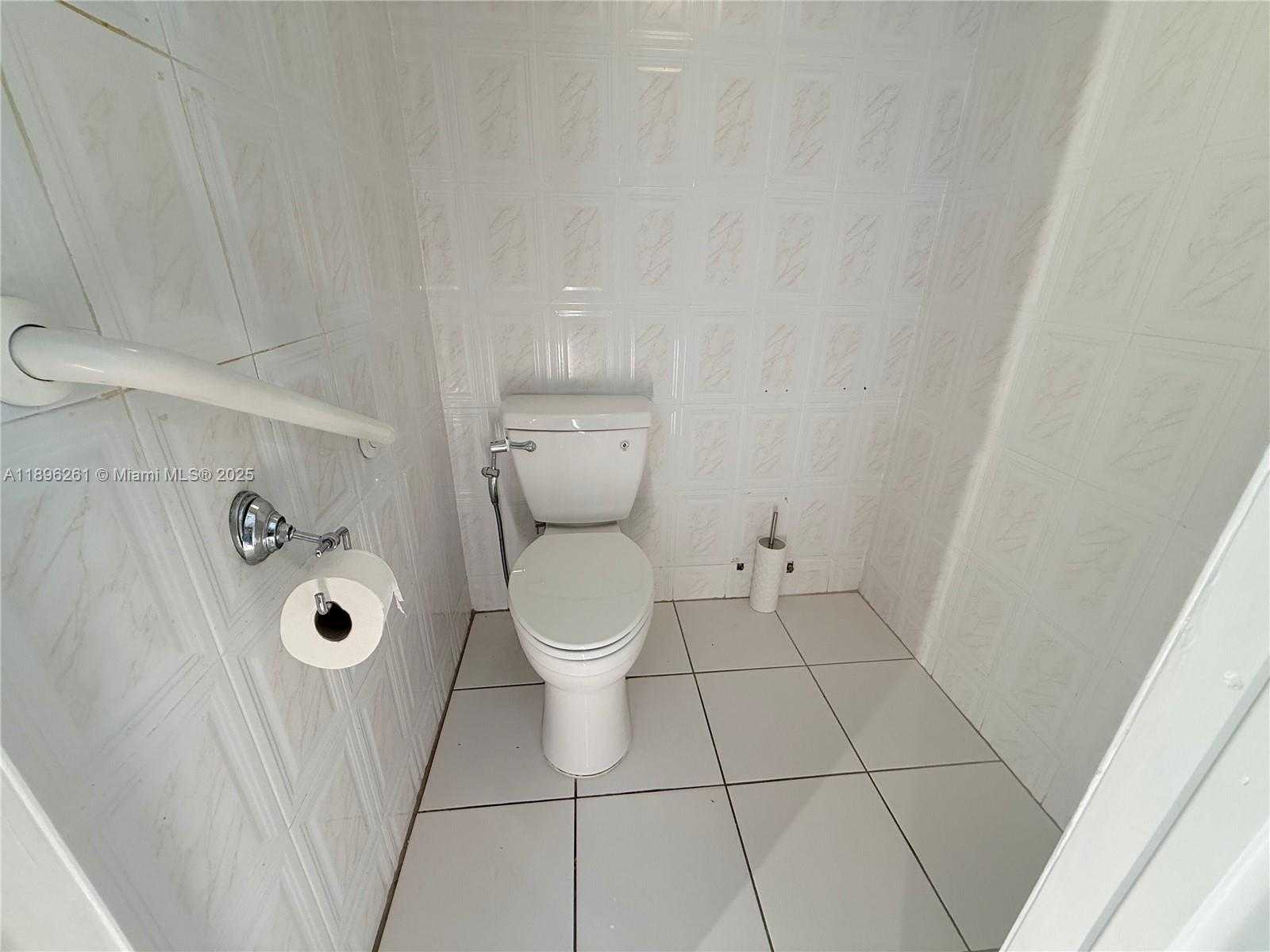 Small Image of 5900 SOUTH WEST 127TH AVE #3406, Miami Number 45