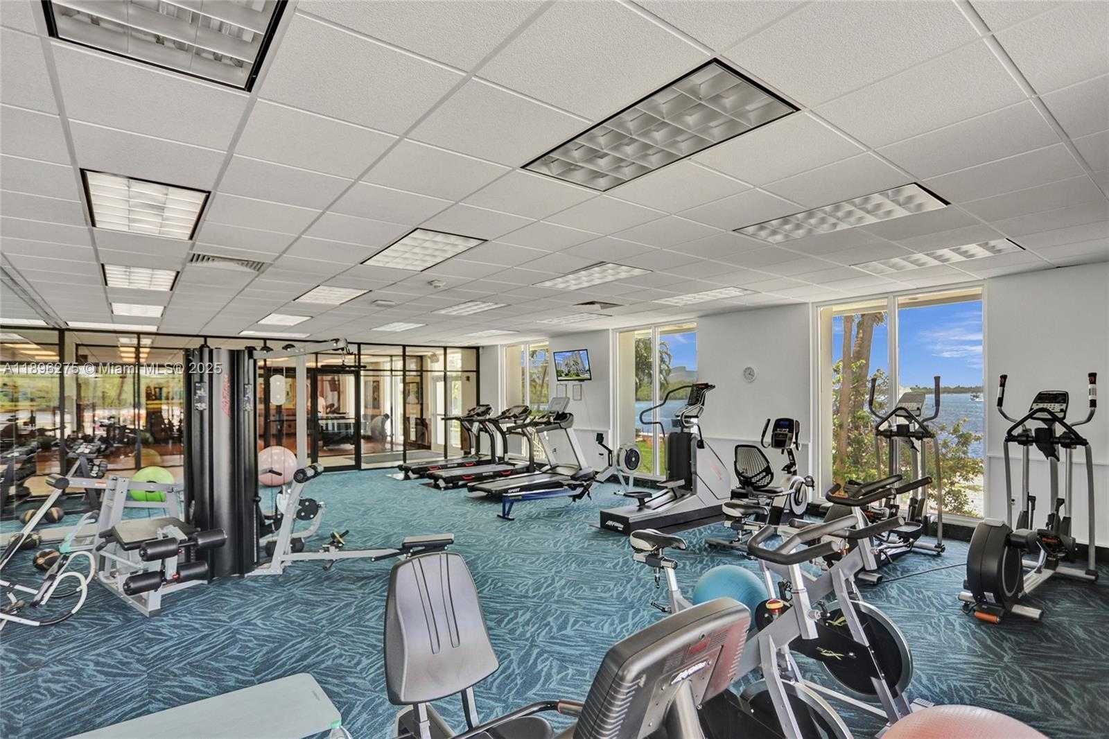 Small Image of 500 BAYVIEW DR #731, Sunny Isles Beach Number 29