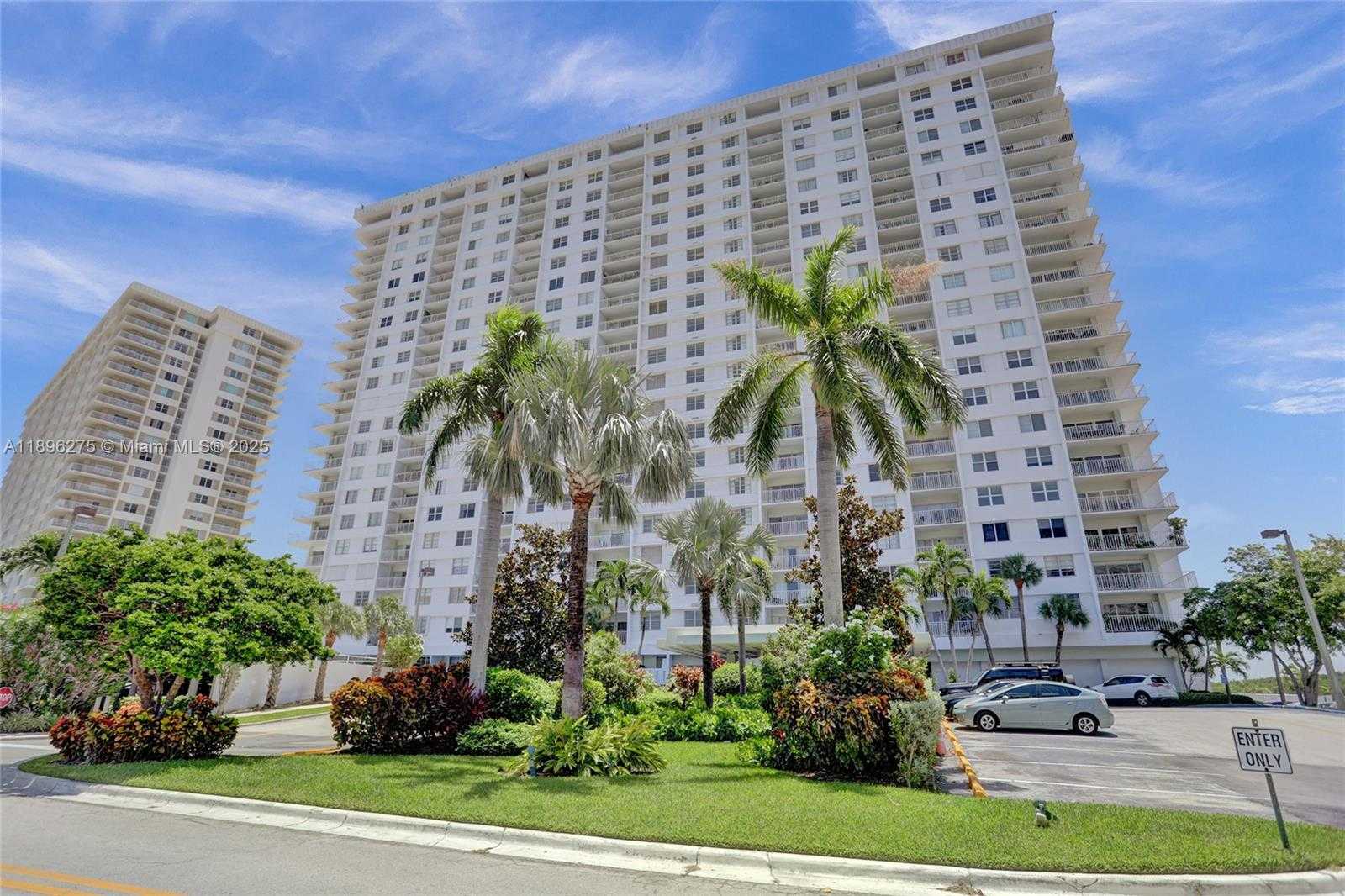 Small Image of 500 BAYVIEW DR #731, Sunny Isles Beach Number 35