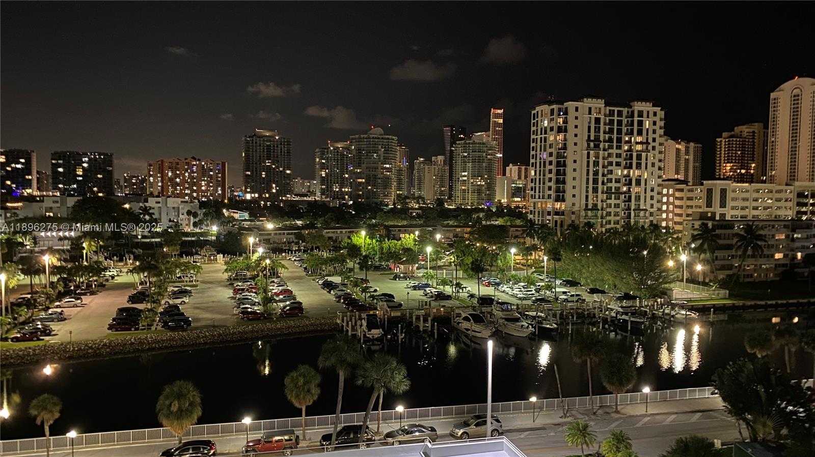 Small Image of 500 BAYVIEW DR #731, Sunny Isles Beach Number 7