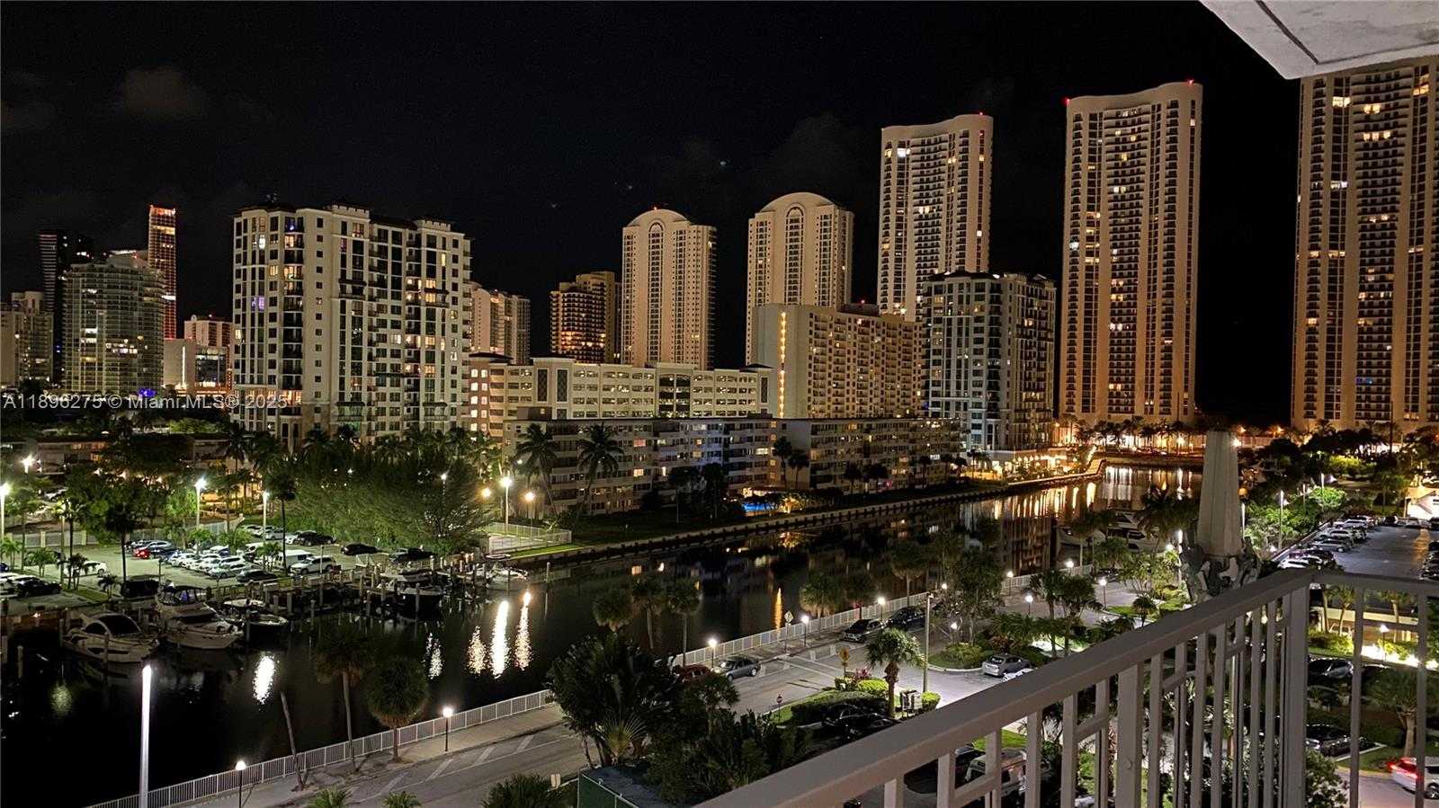 Small Image of 500 BAYVIEW DR #731, Sunny Isles Beach Number 9