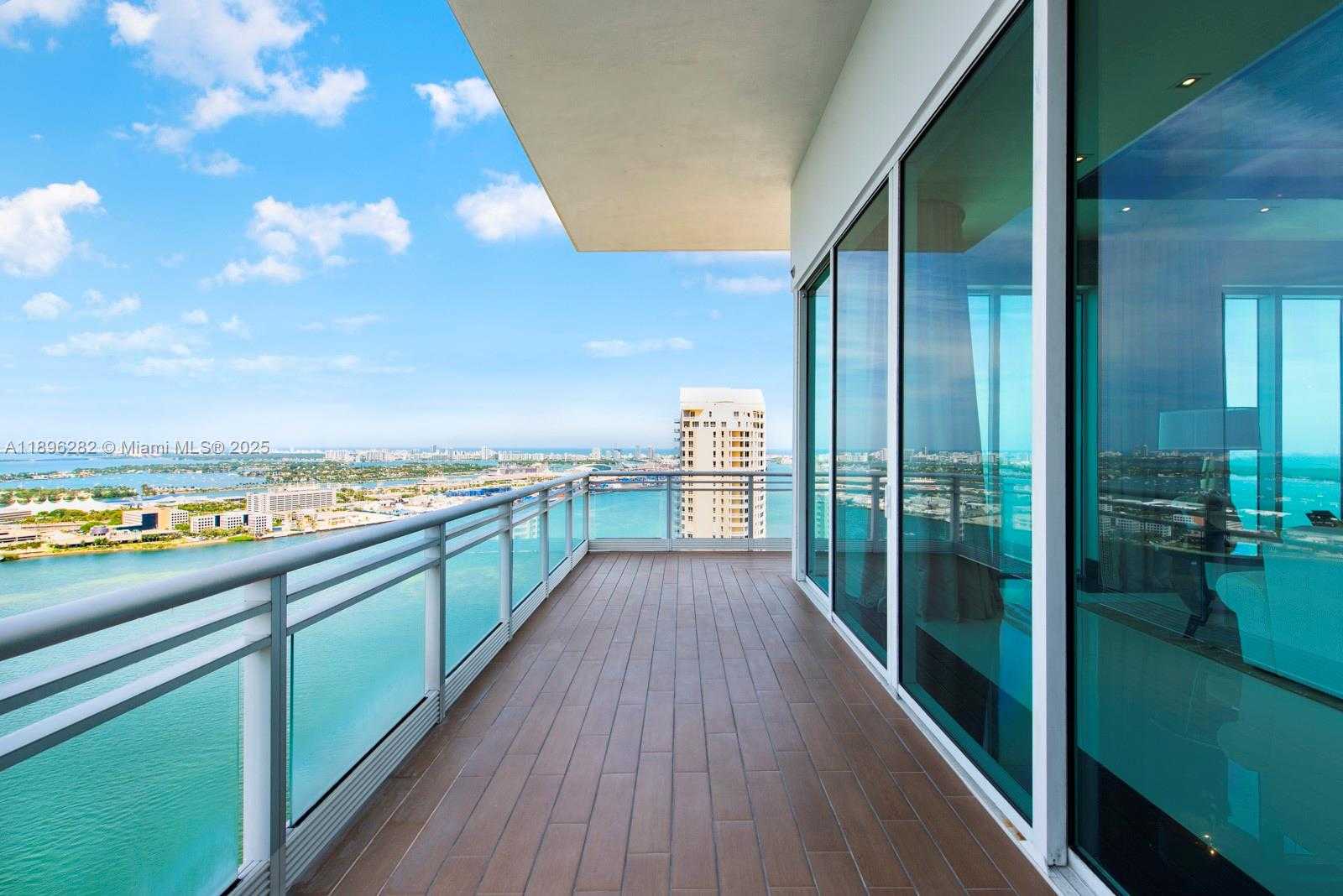 Small Image of 900 BRICKELL KEY BLVD #PH3403, Miami Number 22