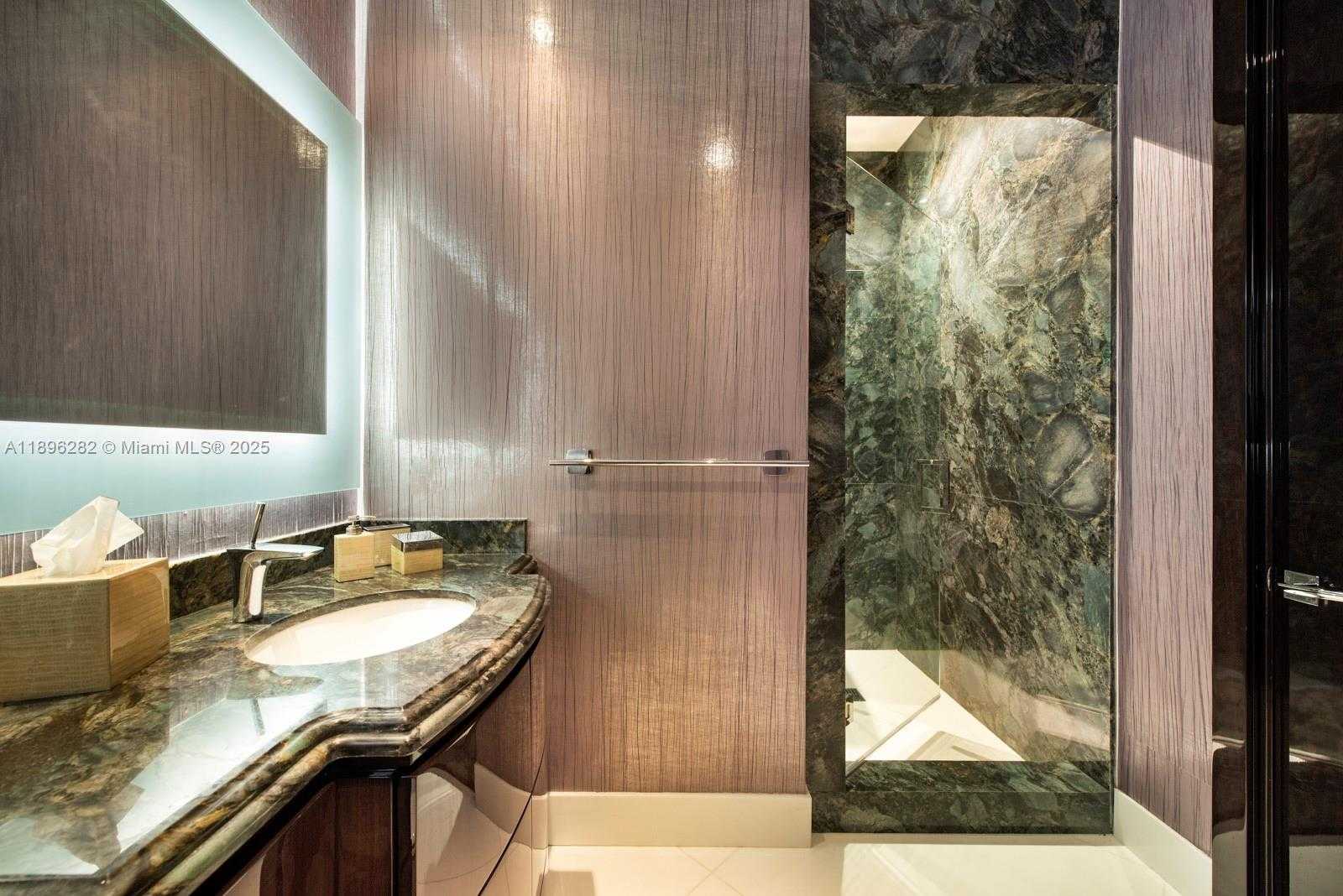 Small Image of 900 BRICKELL KEY BLVD #PH3403, Miami Number 42